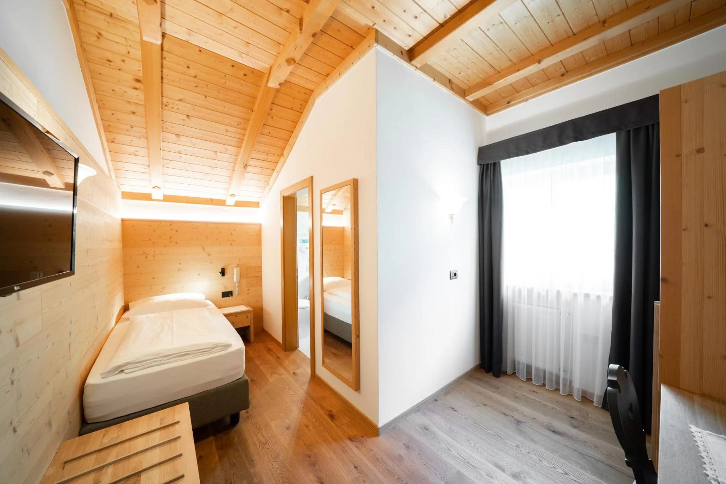 Photo of the whole room, Bed in Hotel Ortler