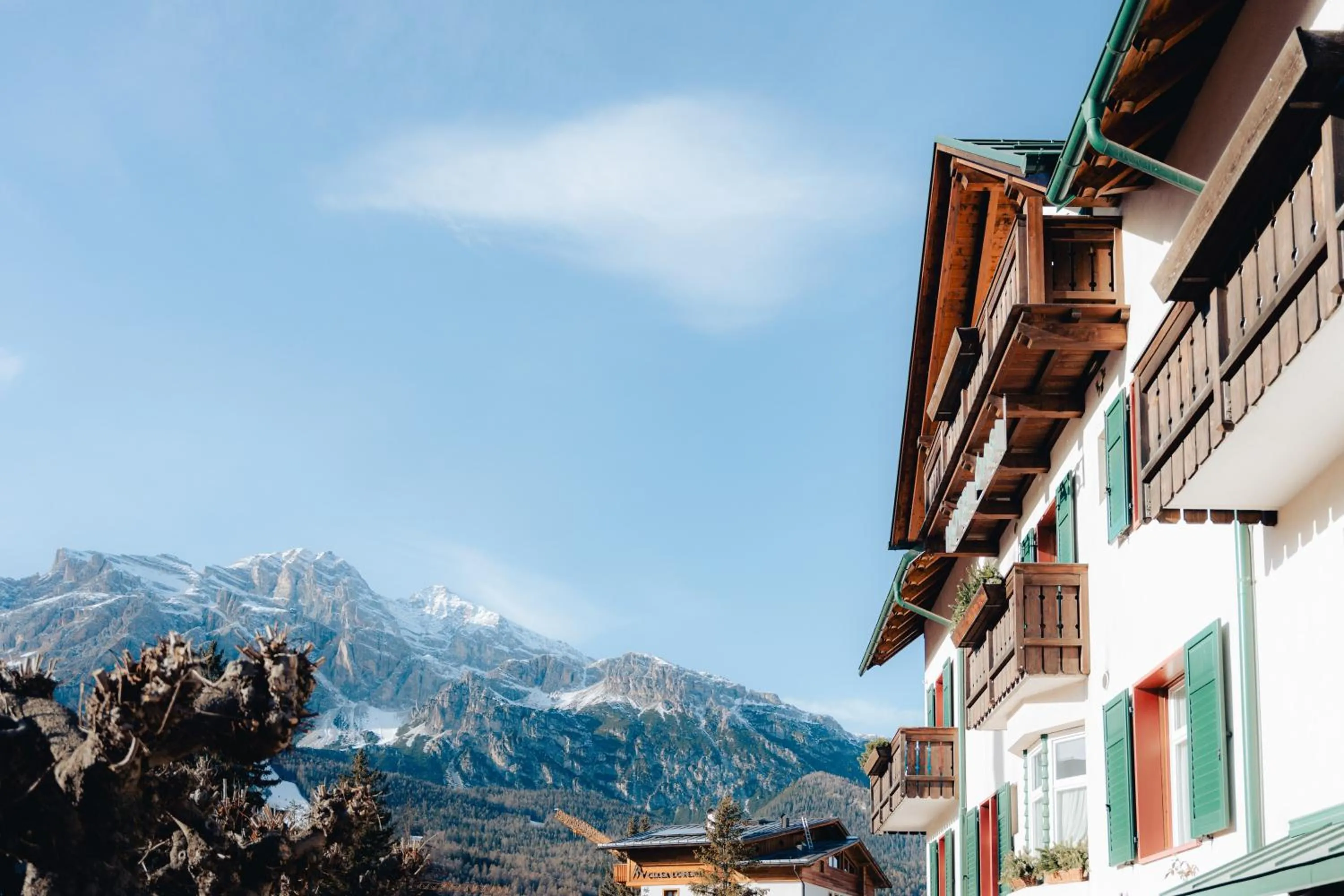 Property building in Hotel Oasi