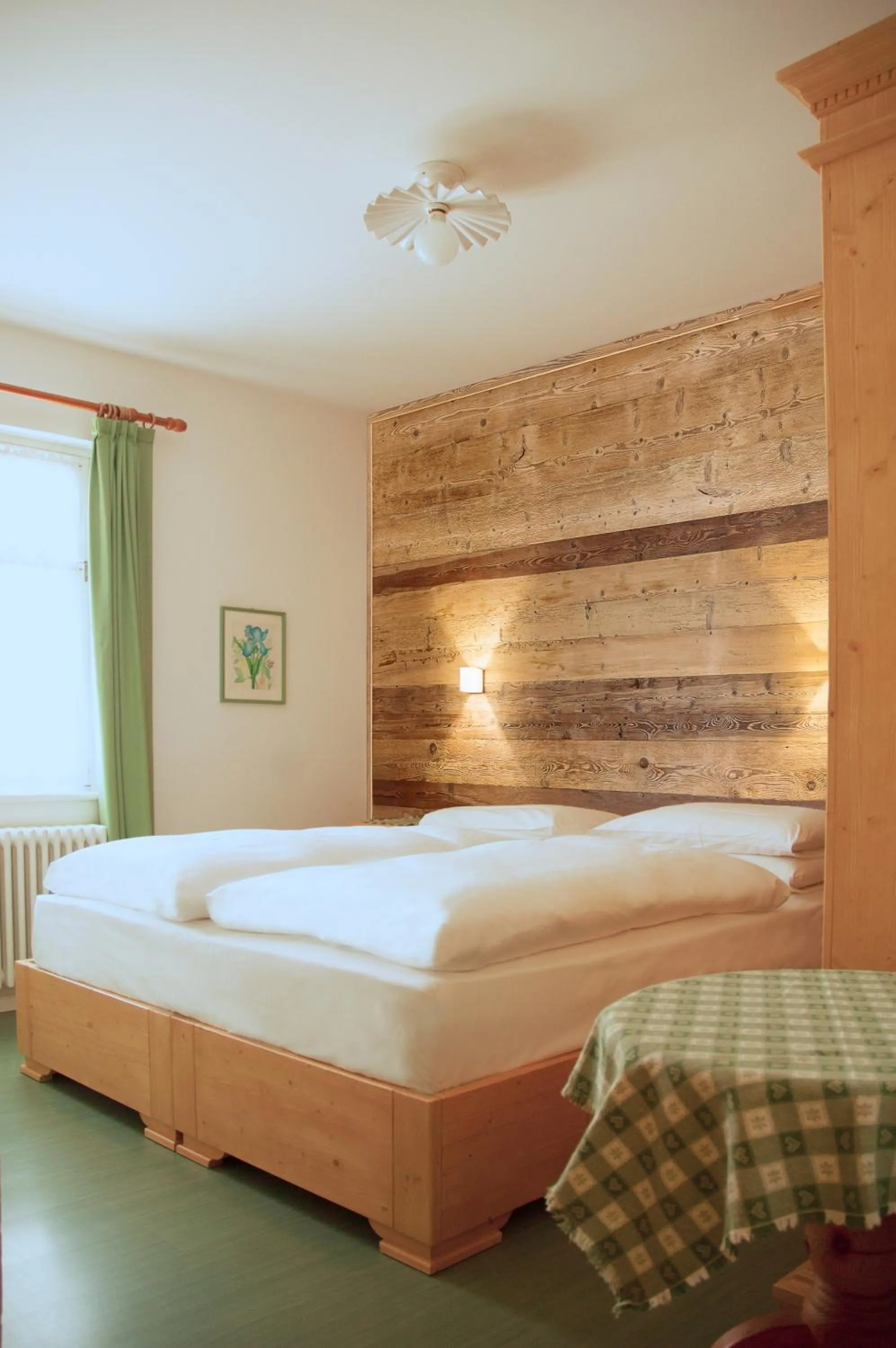 Photo of the whole room, Bed in Hotel Oasi