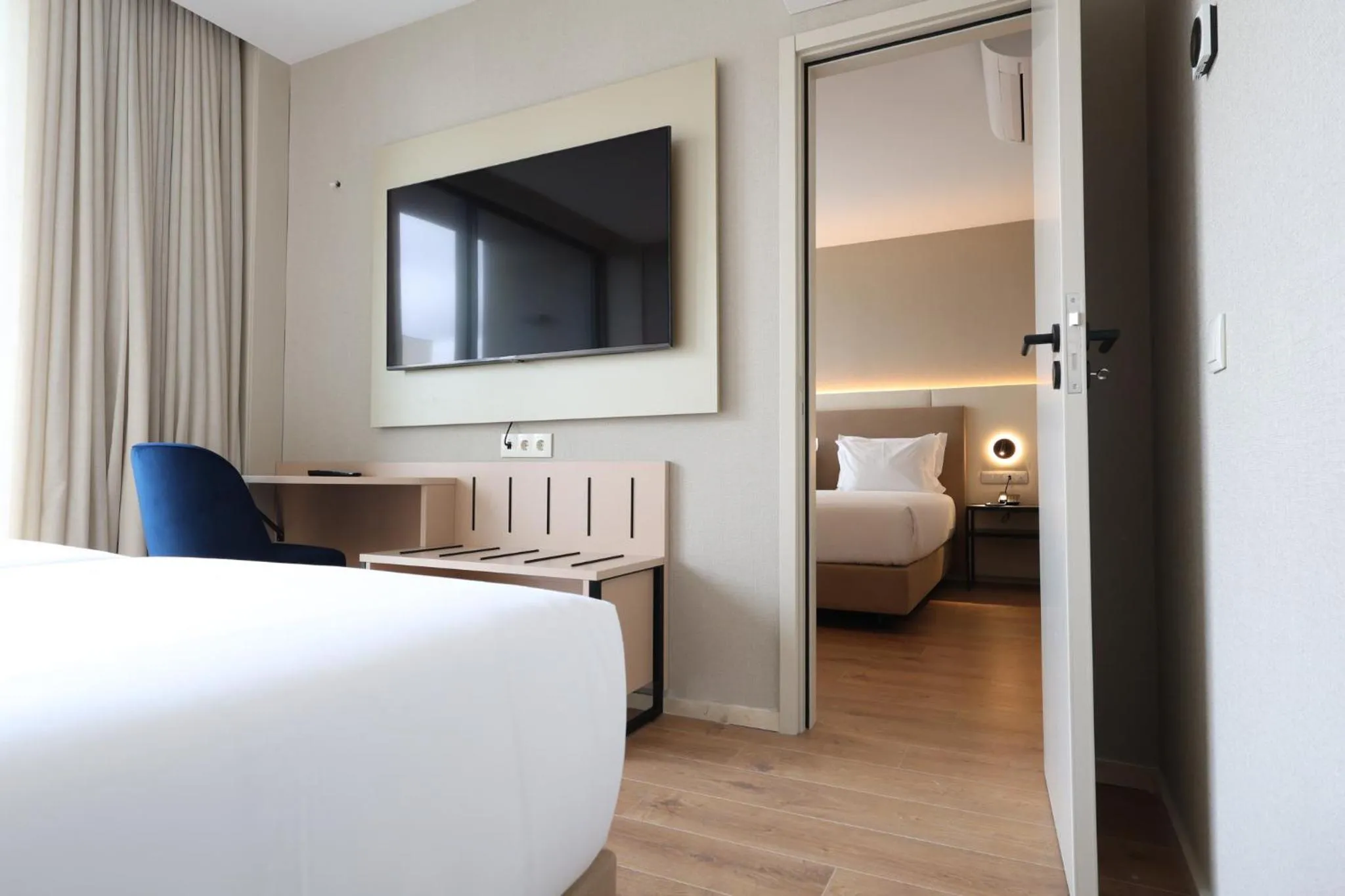 Bed in Oporto Fly Hotel