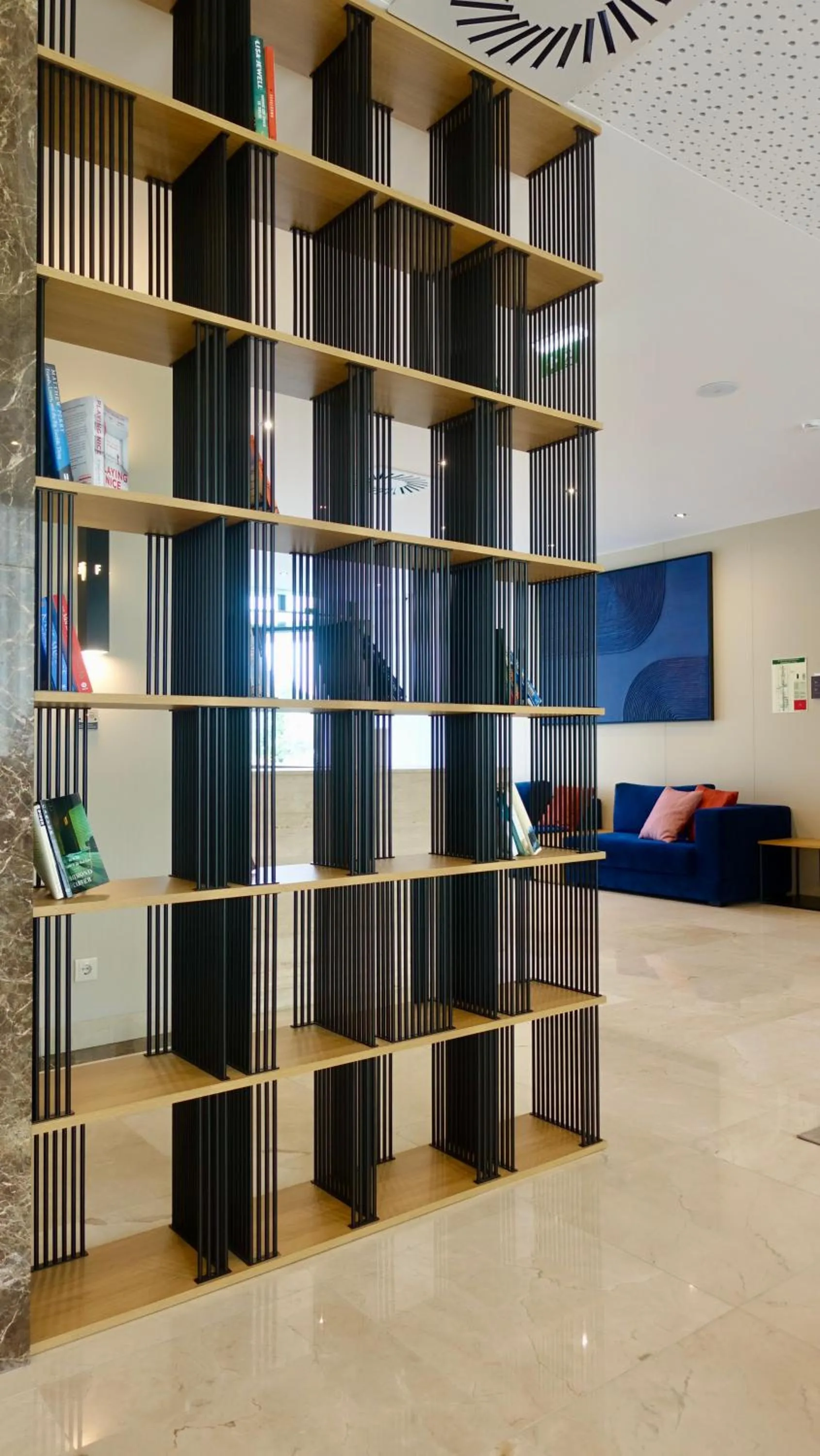 Lobby or reception, Bed in Oporto Fly Hotel