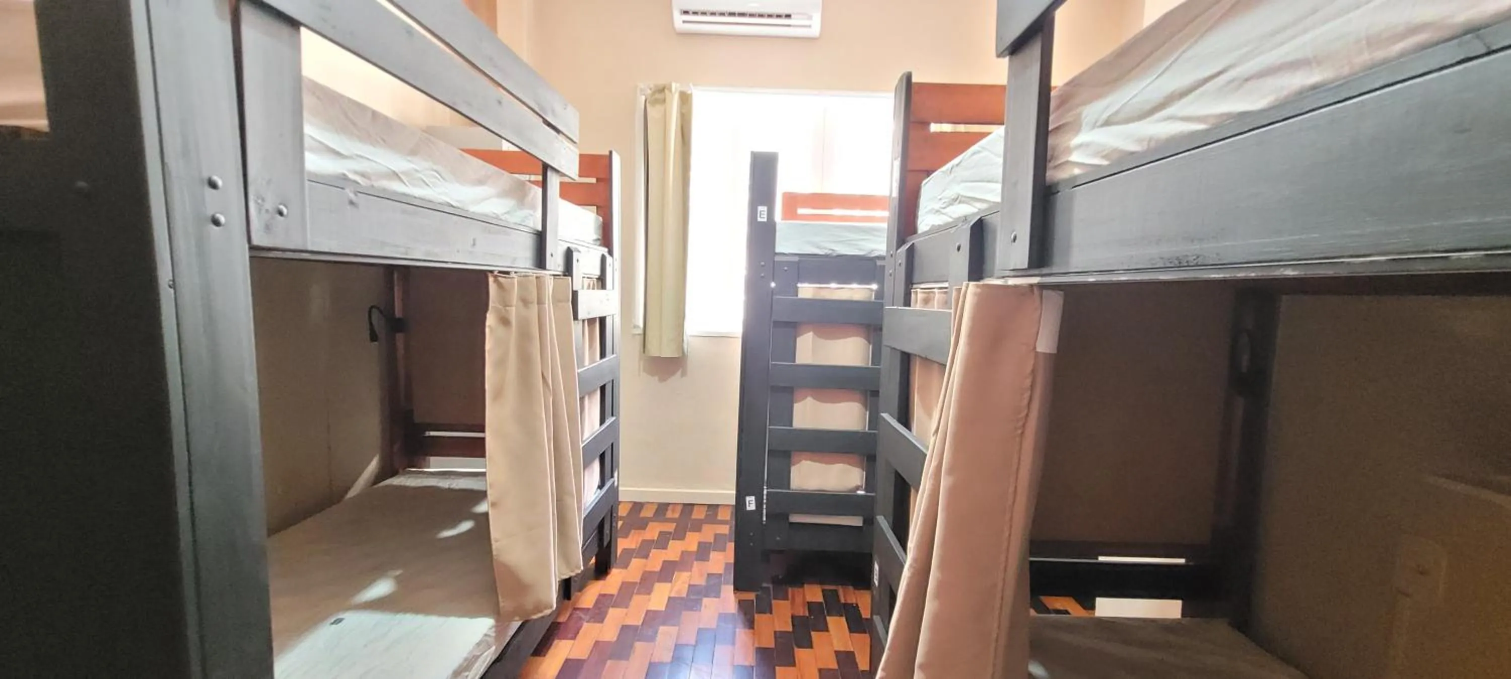 Bed in 6-Bed Mixed Dormitory Room in Matianellu Hostel