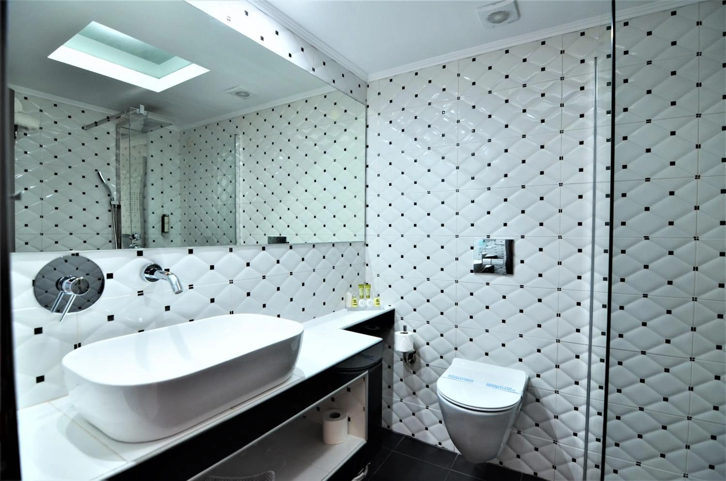 Bathroom in Grand Beach Hotel Thassos