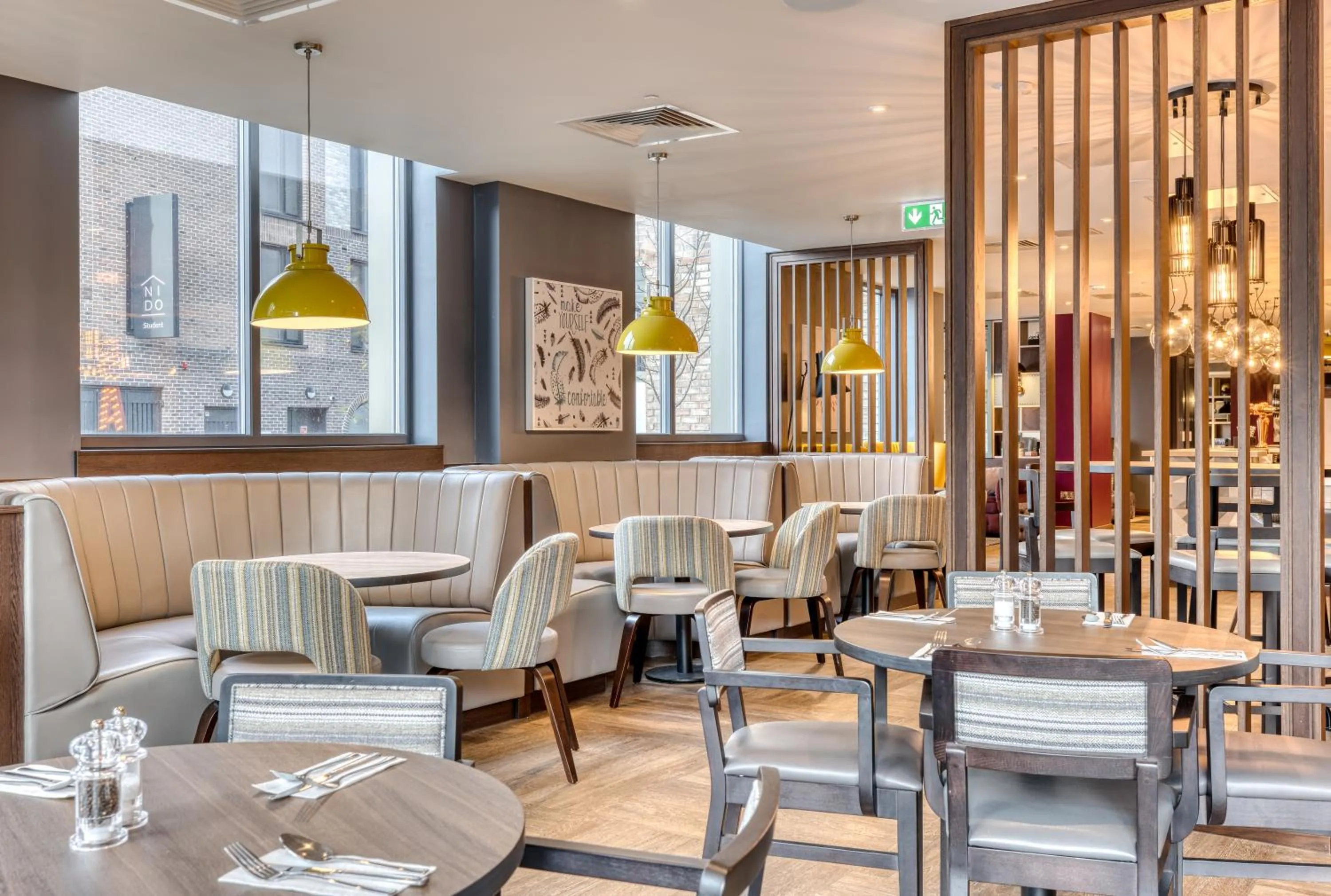 Restaurant/places to eat in Premier Inn Dublin City The Liberties