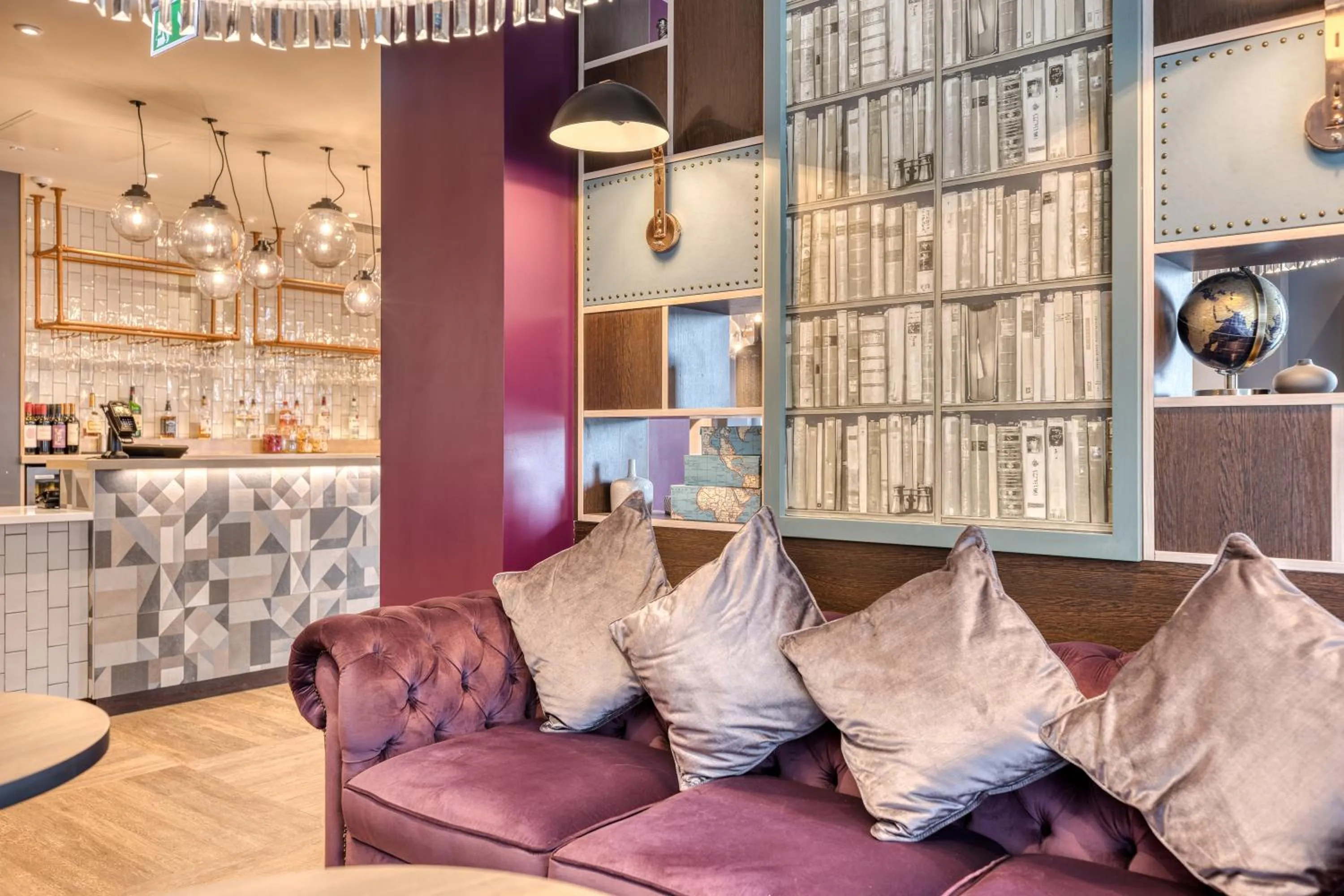 Lobby or reception in Premier Inn Dublin City The Liberties