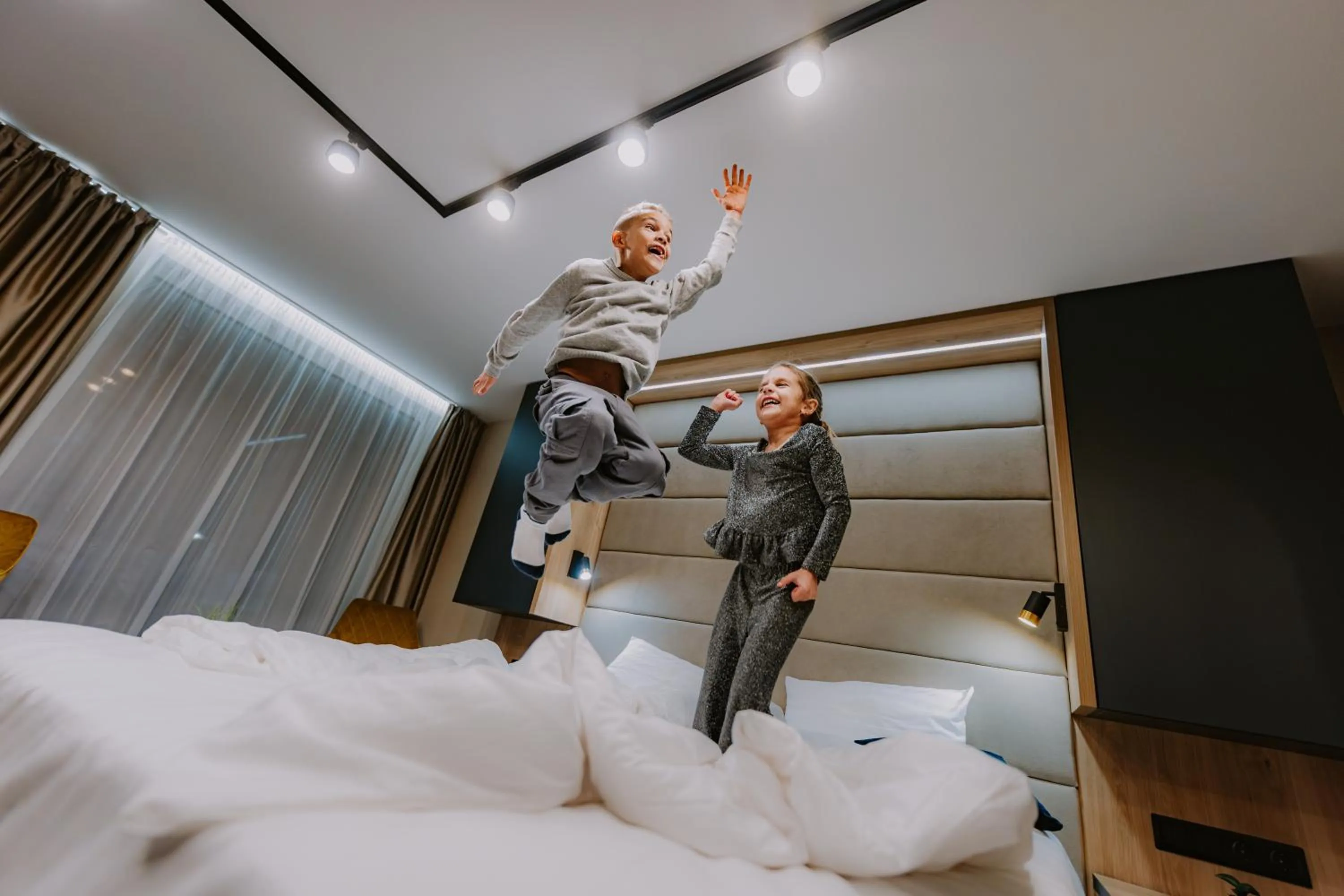 children, Bed in Hotel Auris