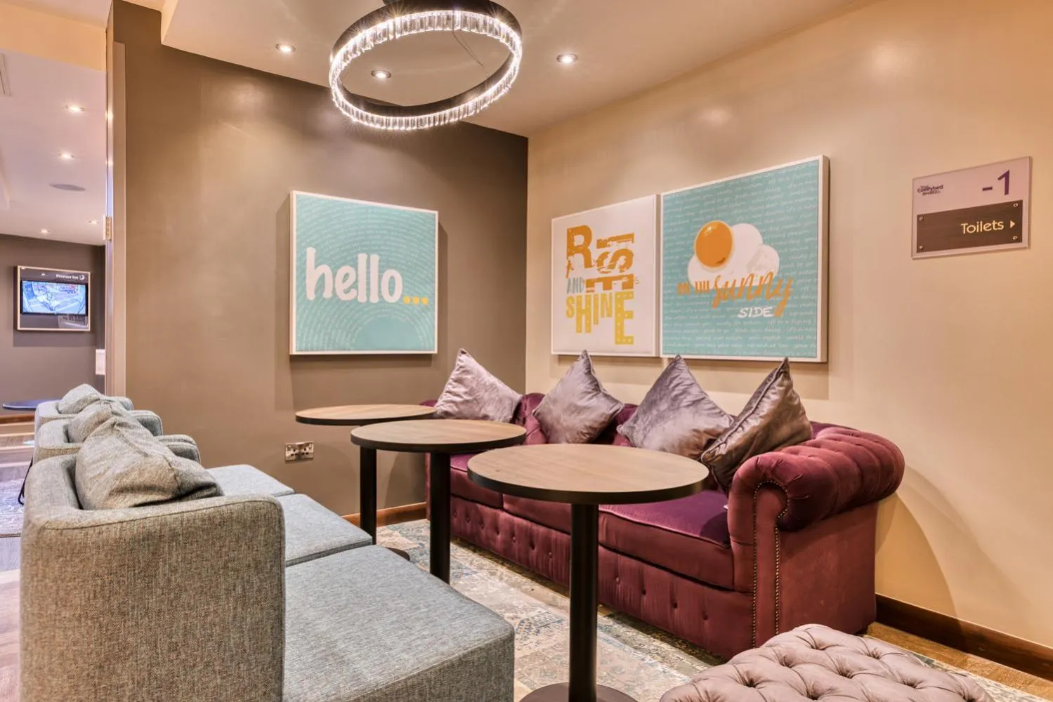 Lobby or reception in Premier Inn Dublin City Temple Bar