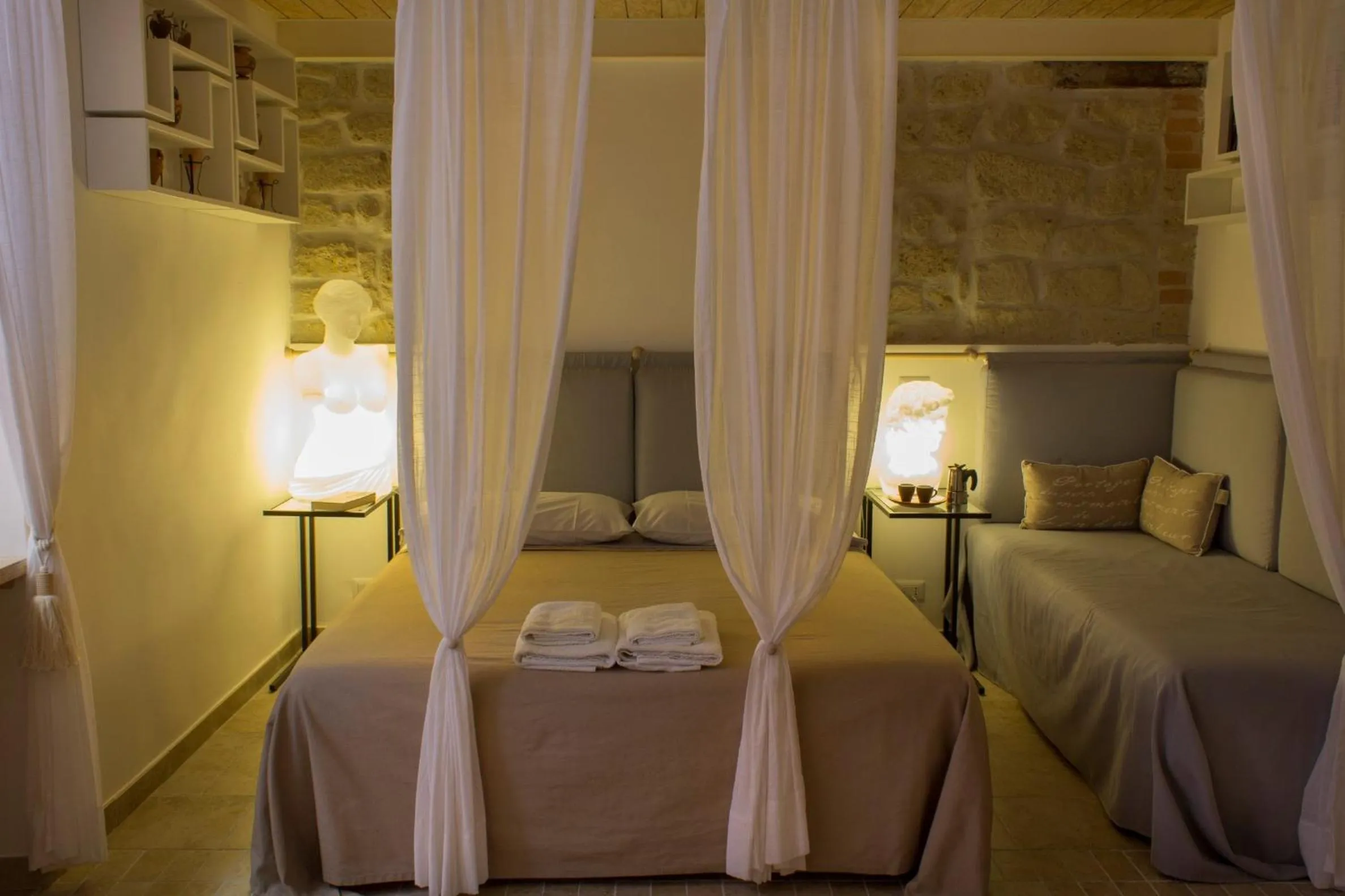 Bedroom, Bed in Casa Latina