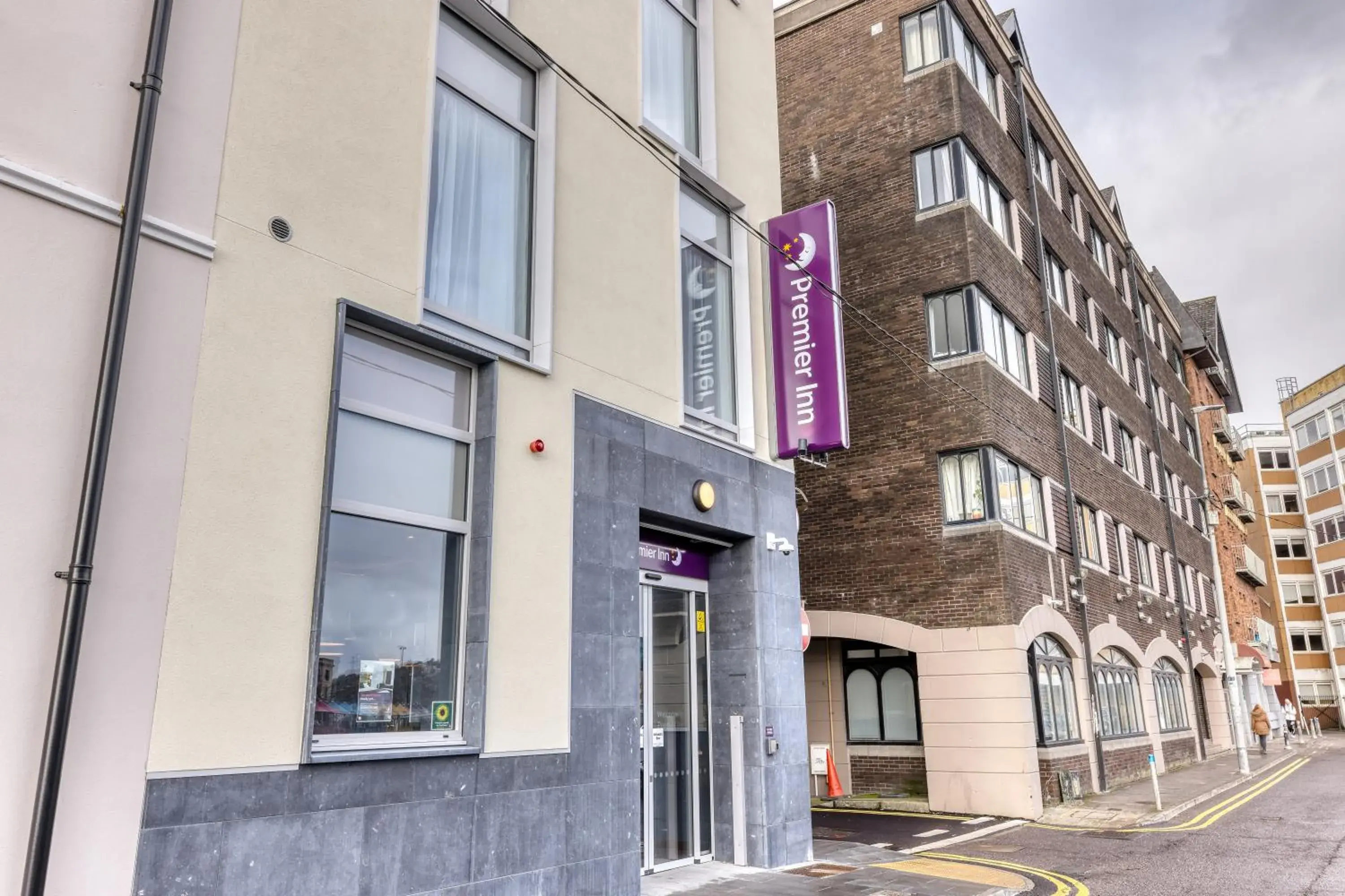 Property building in Premier Inn Cork City Centre Property building in Premier Inn Cork City Centre