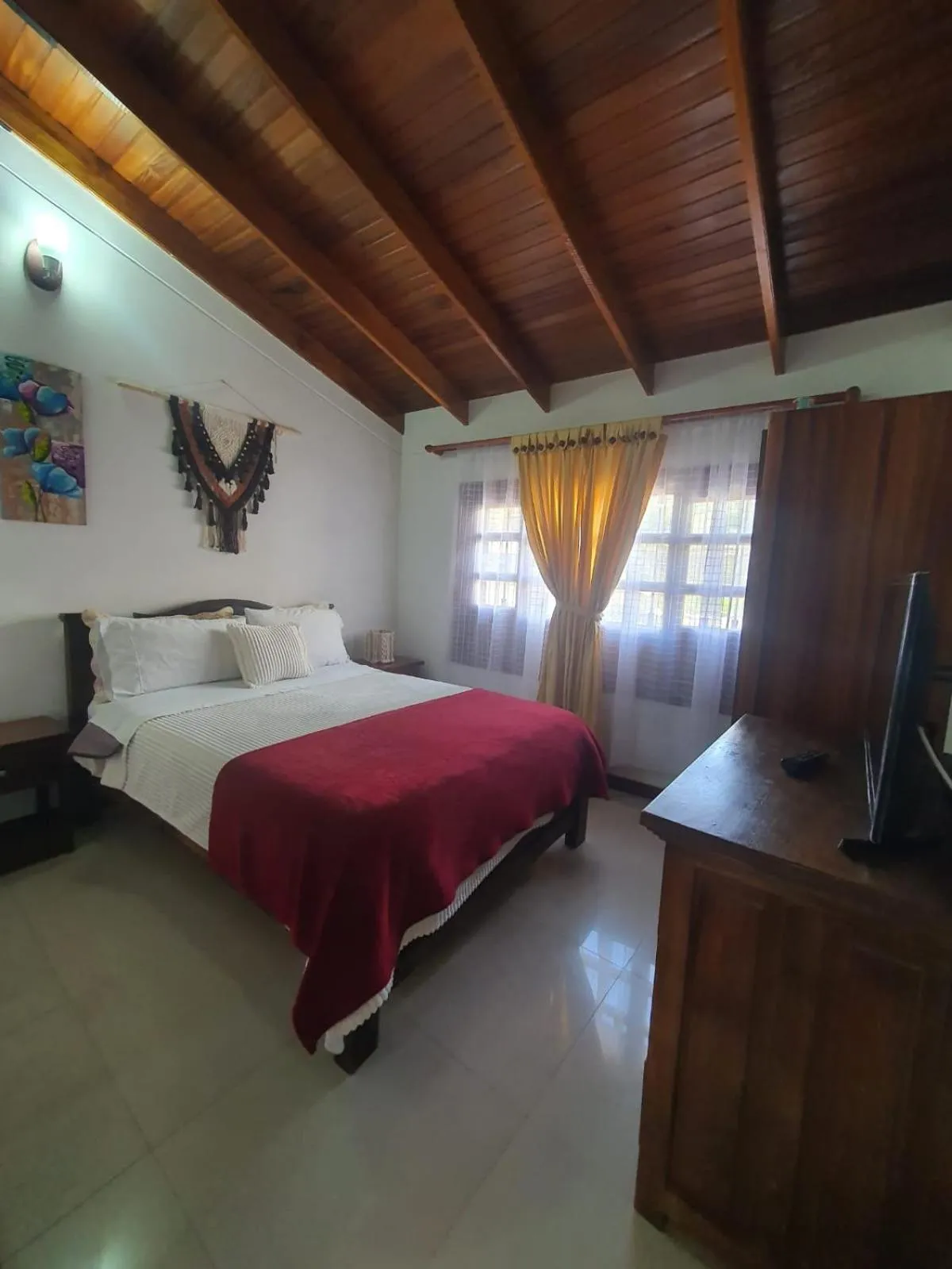 Property building in Hotel Quinta de Santa Ana