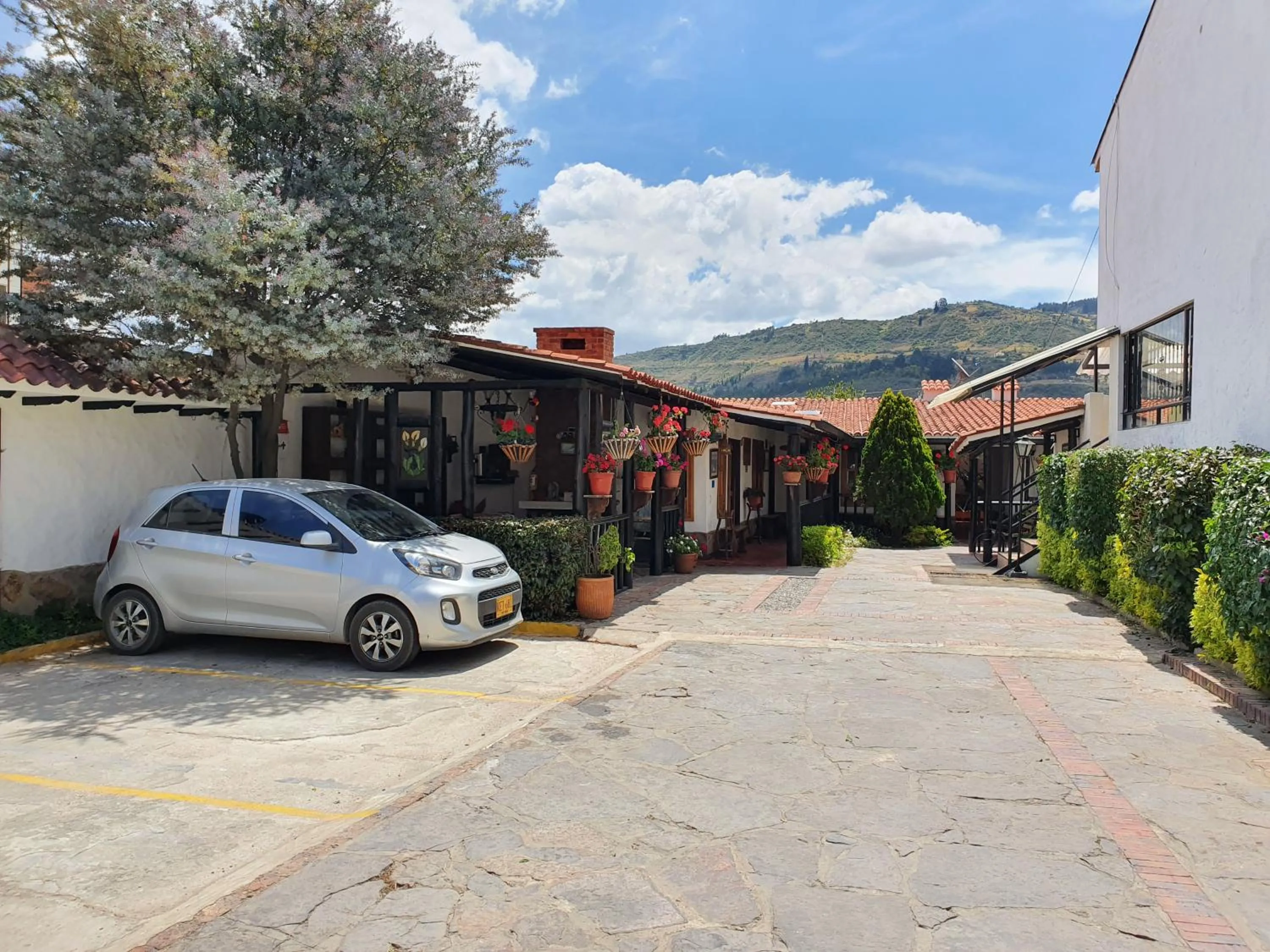 Facade/entrance in Hotel Quinta de Santa Ana