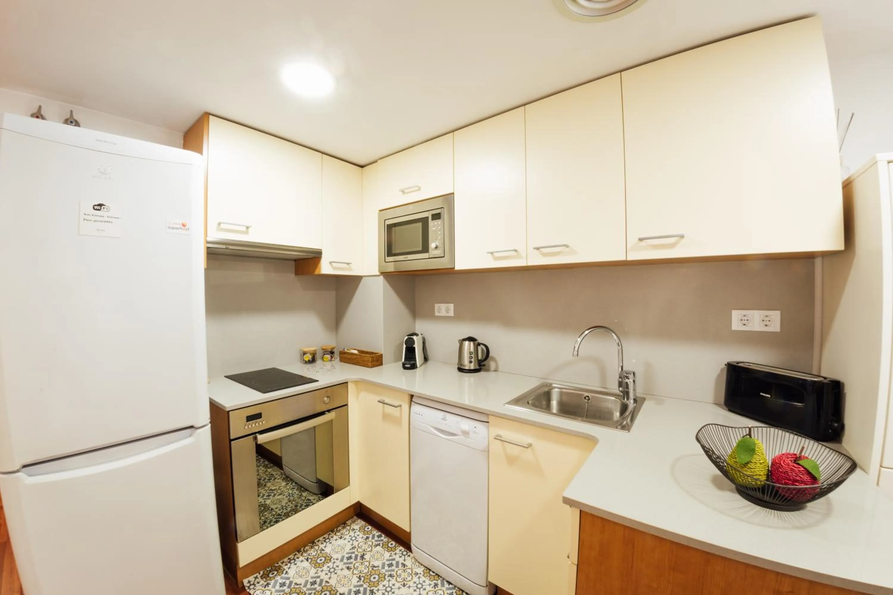 Kitchen or kitchenette in Little Home Girona