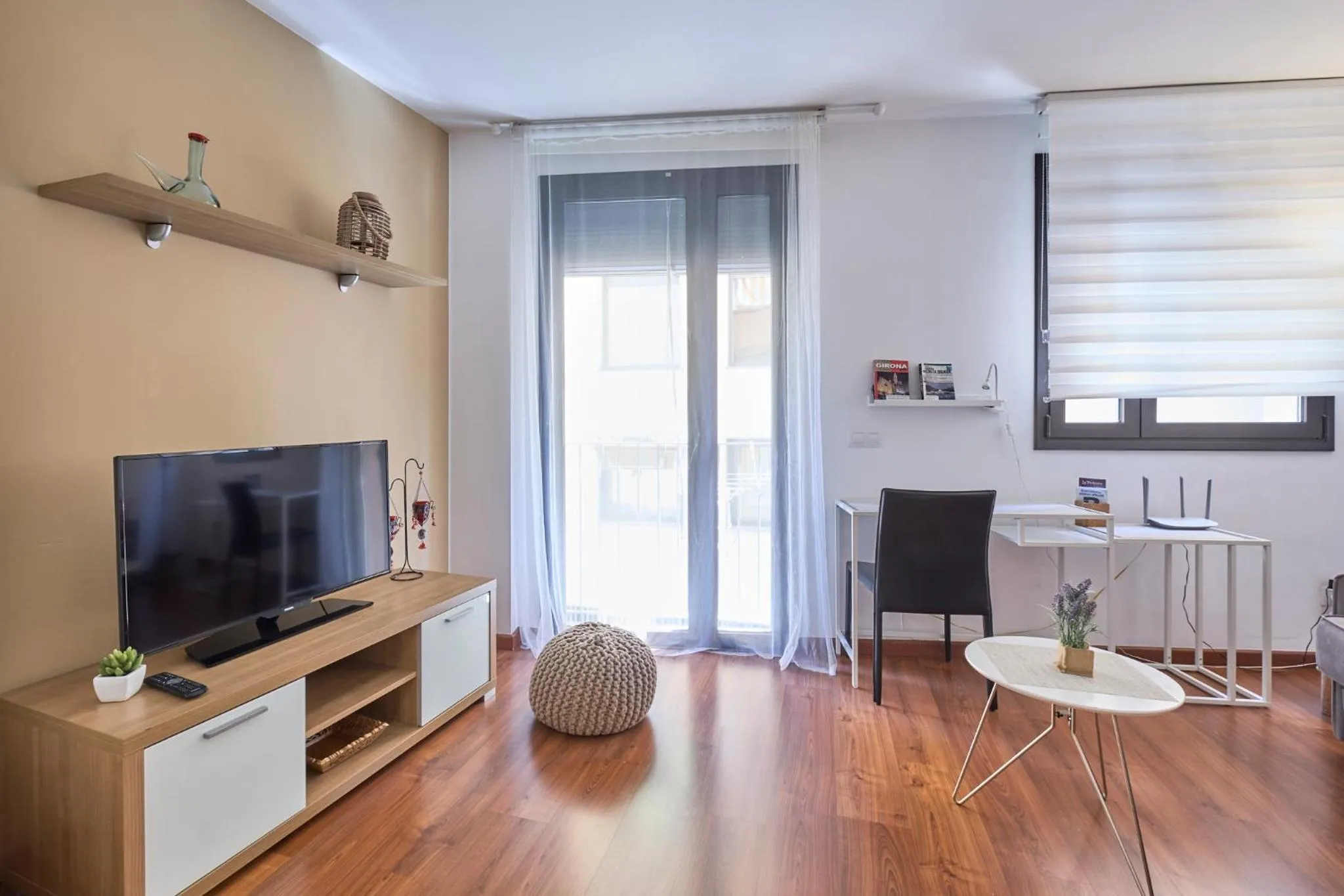 TV and multimedia in Little Home Girona