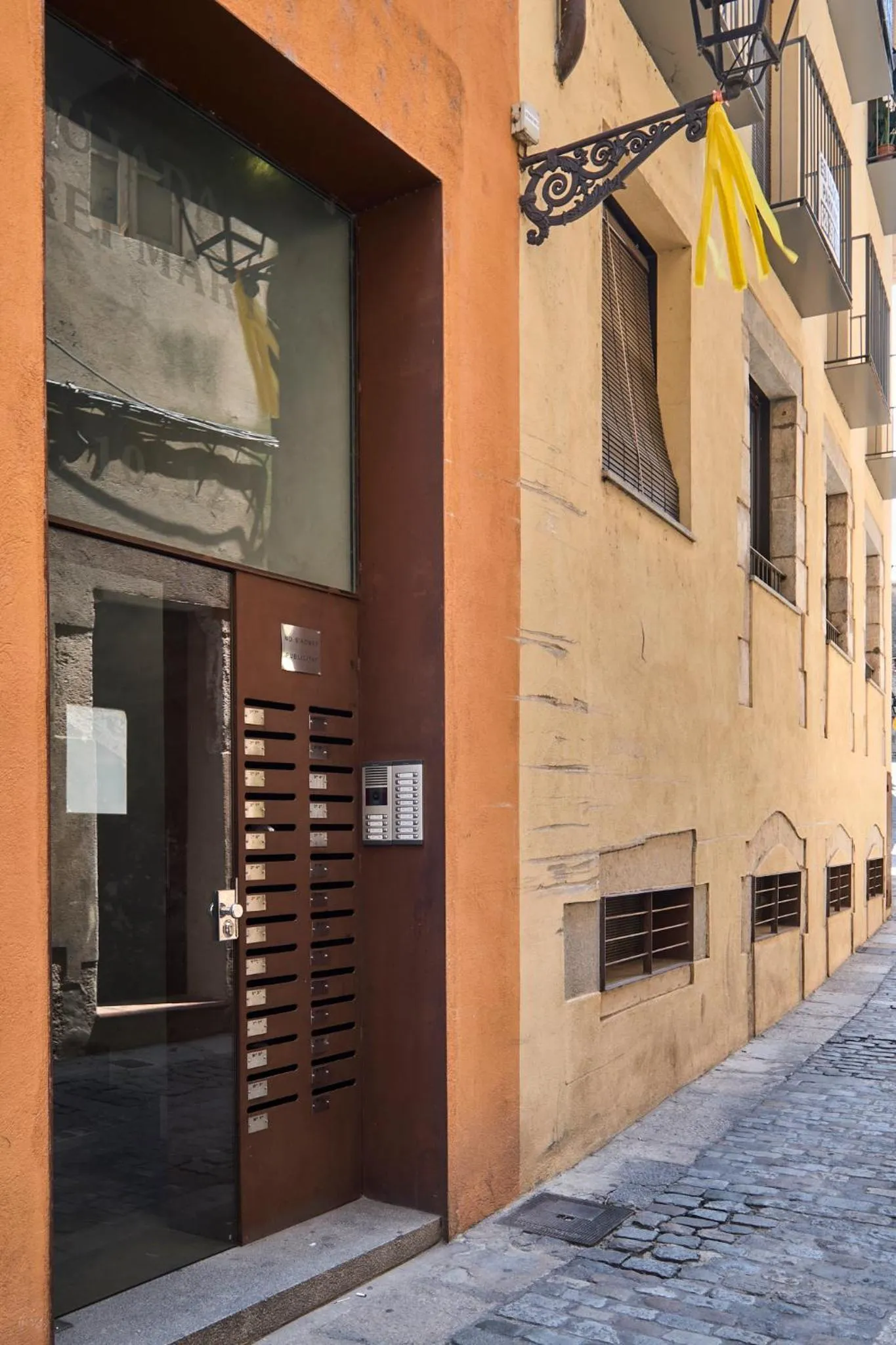 Facade/entrance in Little Home Girona