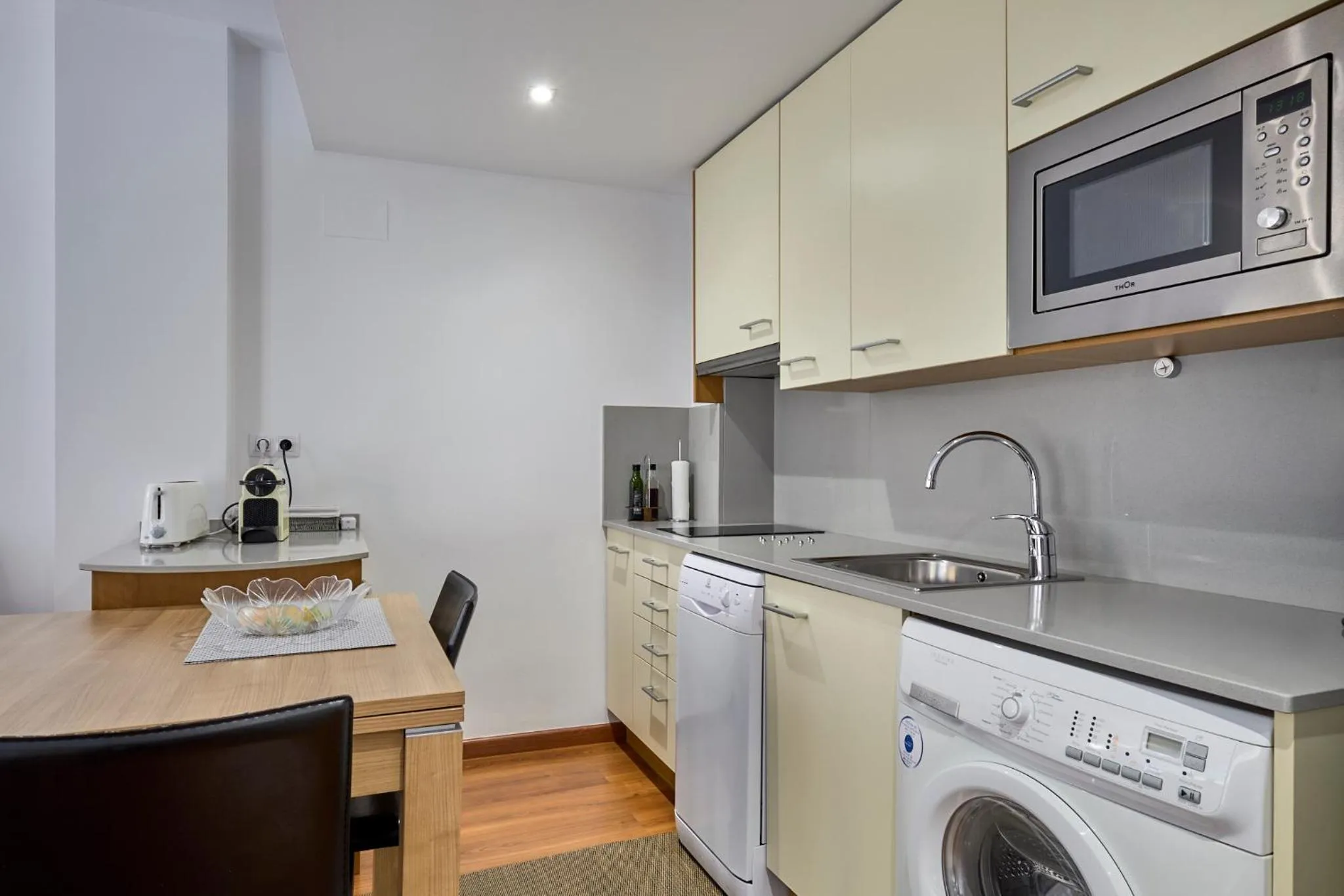 Coffee/tea facilities in Little Home Girona