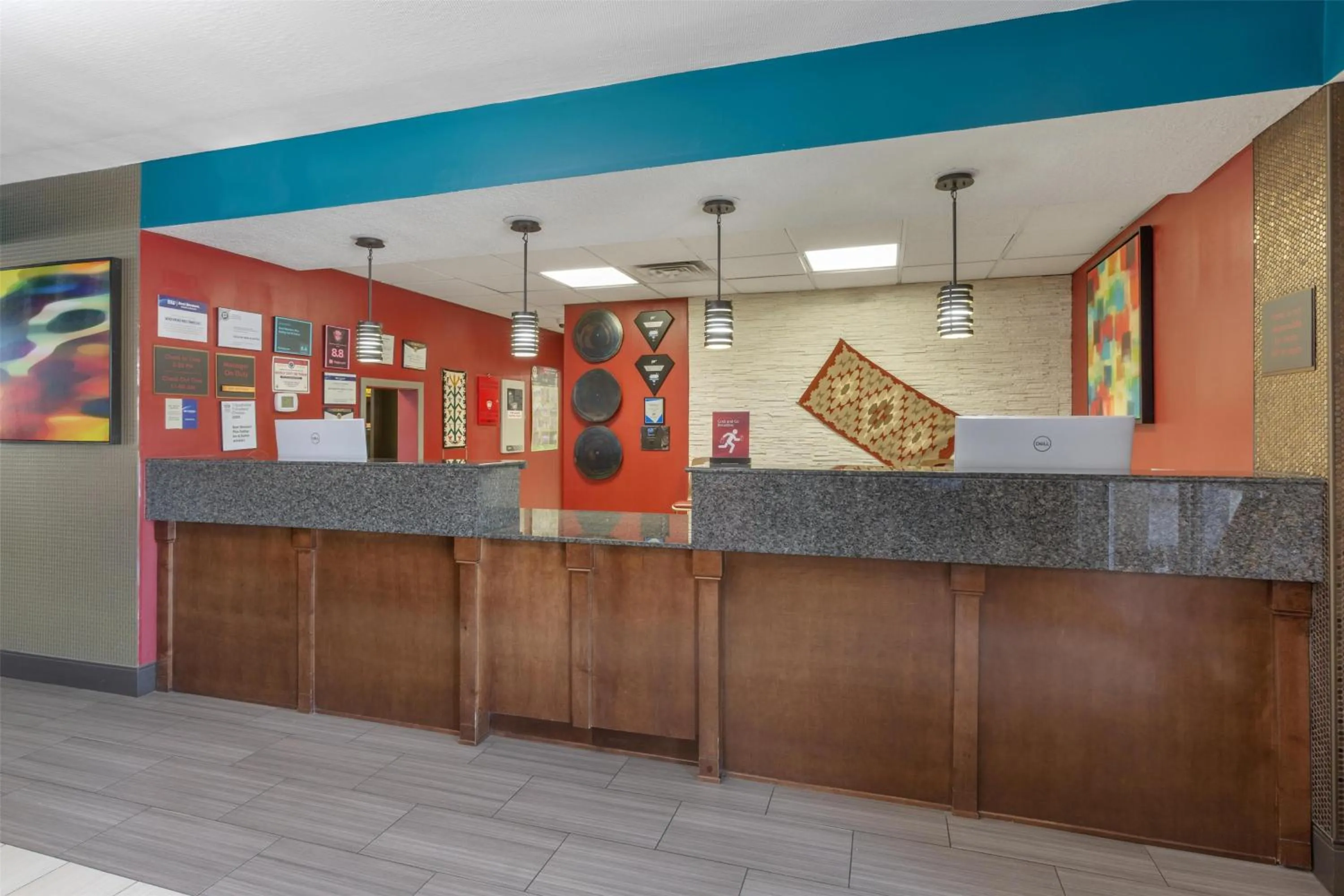 Lobby or reception in Best Western Plus Gallup Inn & Suites