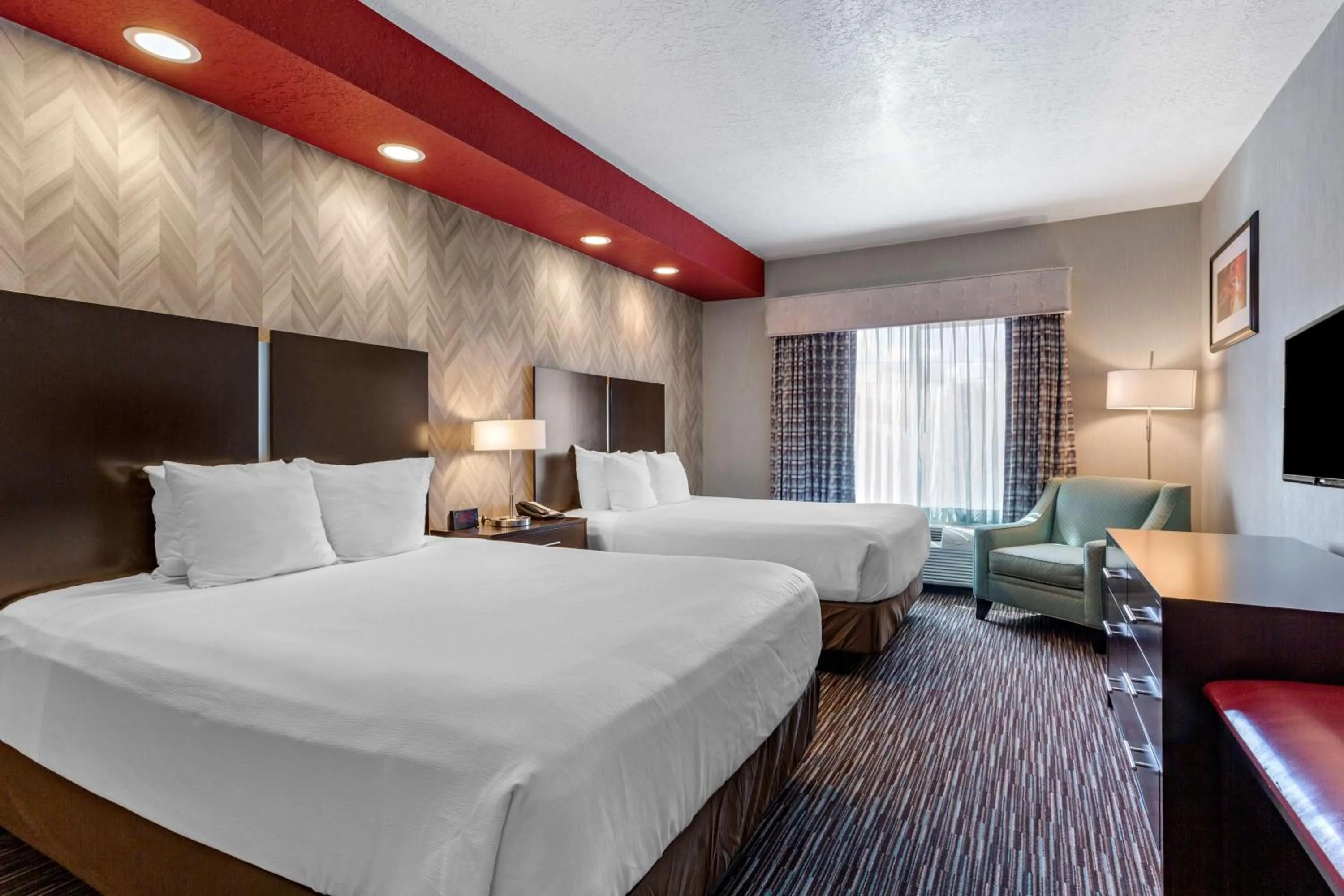 Queen Room with Two Queen Beds - Disability Access in Best Western Plus Gallup Inn & Suites