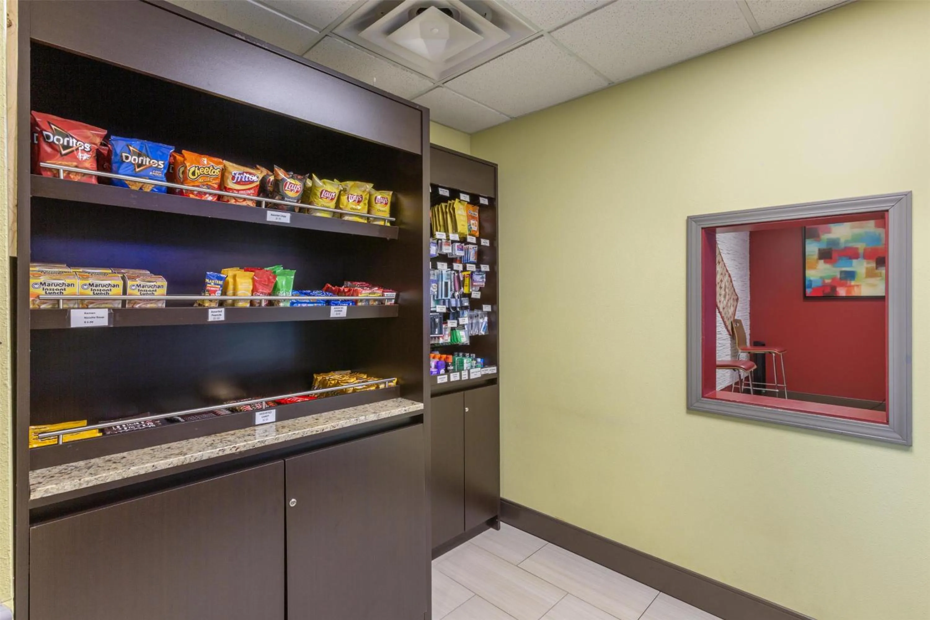 Property building in Best Western Plus Gallup Inn & Suites