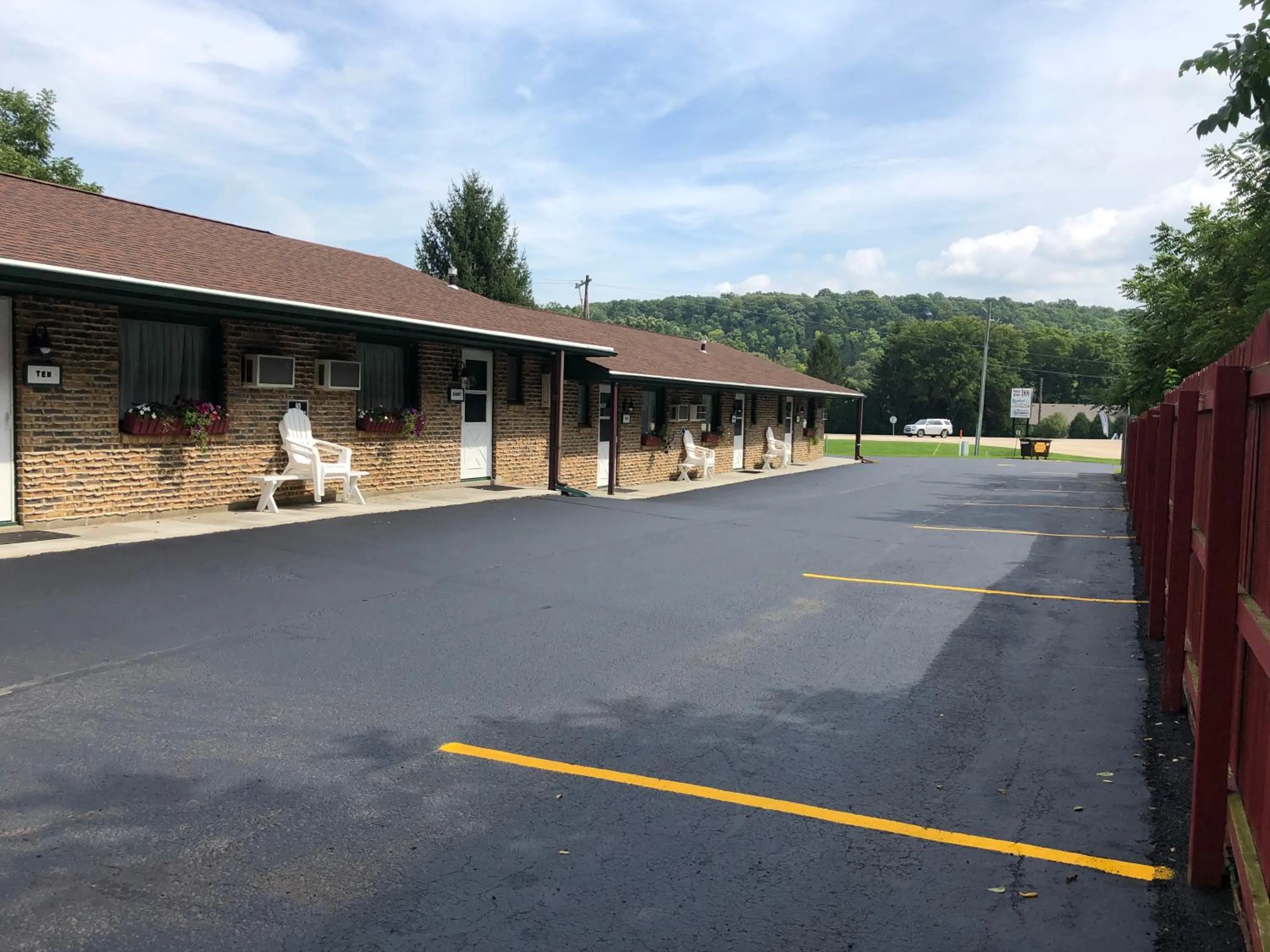 Street view in Chateau Lodge