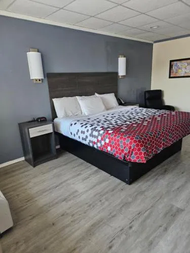 The Edyn Motel