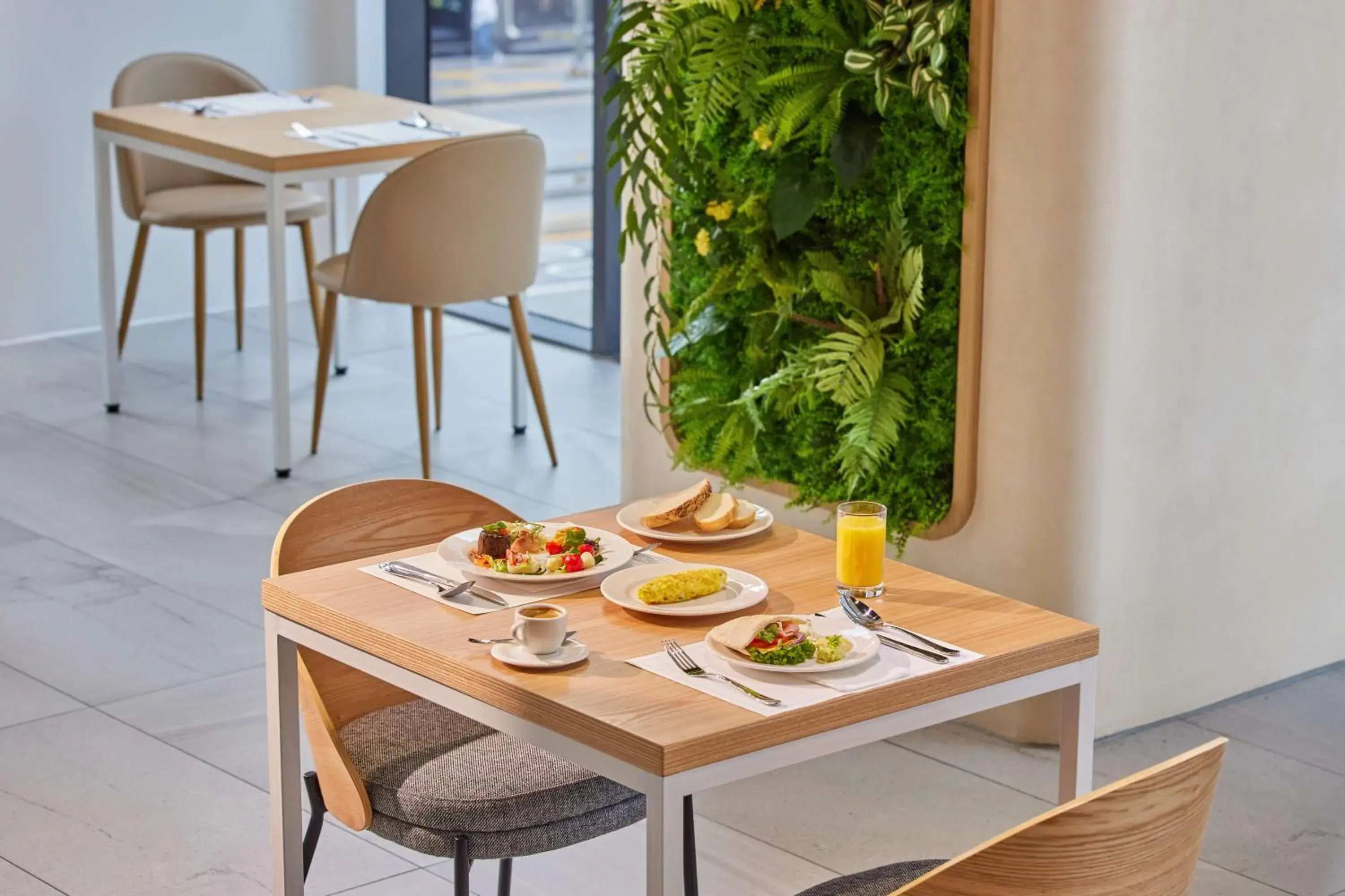 Restaurant/places to eat in L7 MYEONGDONG by LOTTE HOTELS Restaurant/places to eat in L7 MYEONGDONG by LOTTE HOTELS
