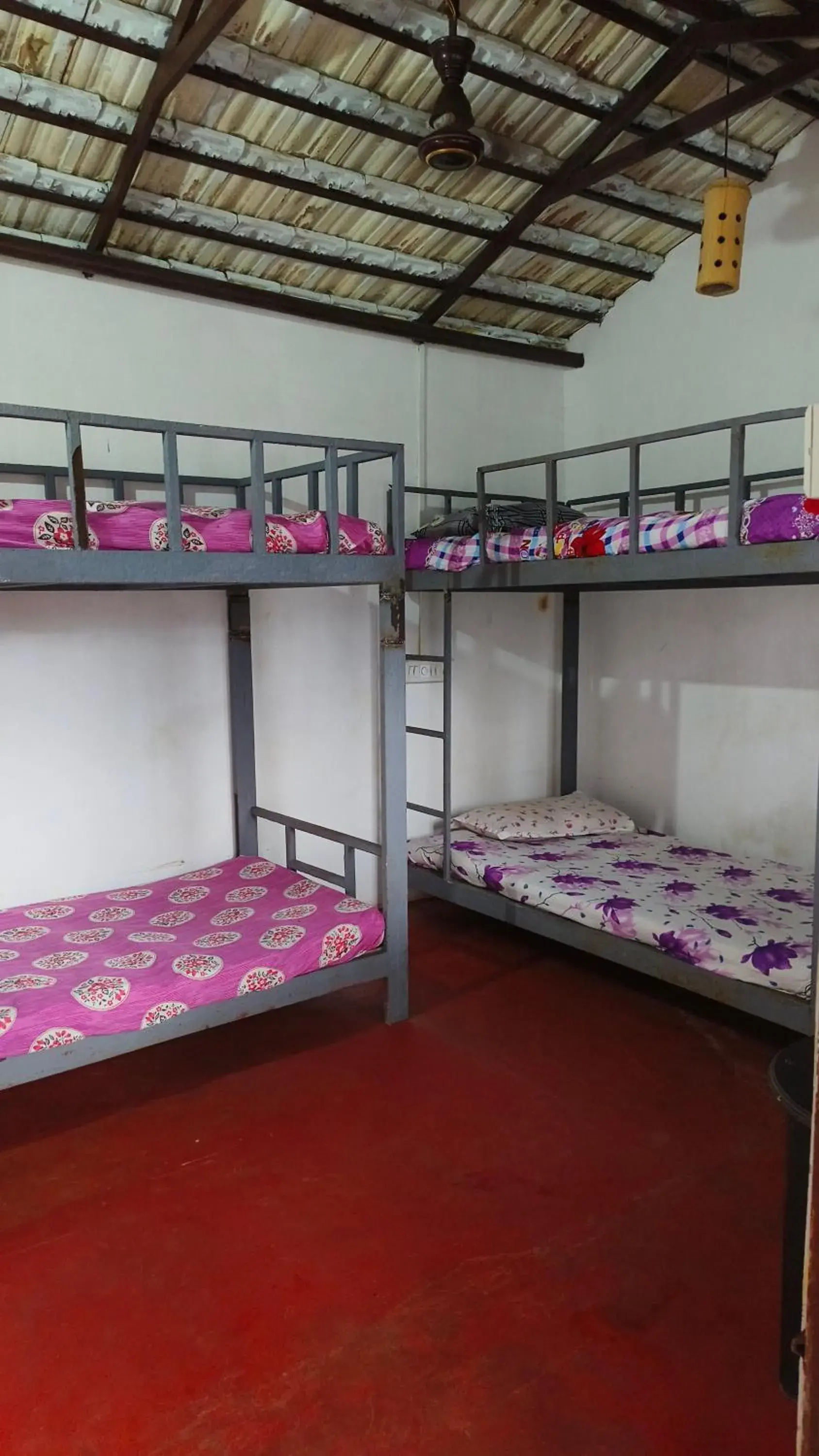Single Bed in Female Dormitory Room in Funky Art Beach House Single Bed in Female Dormitory Room in Funky Art Beach House