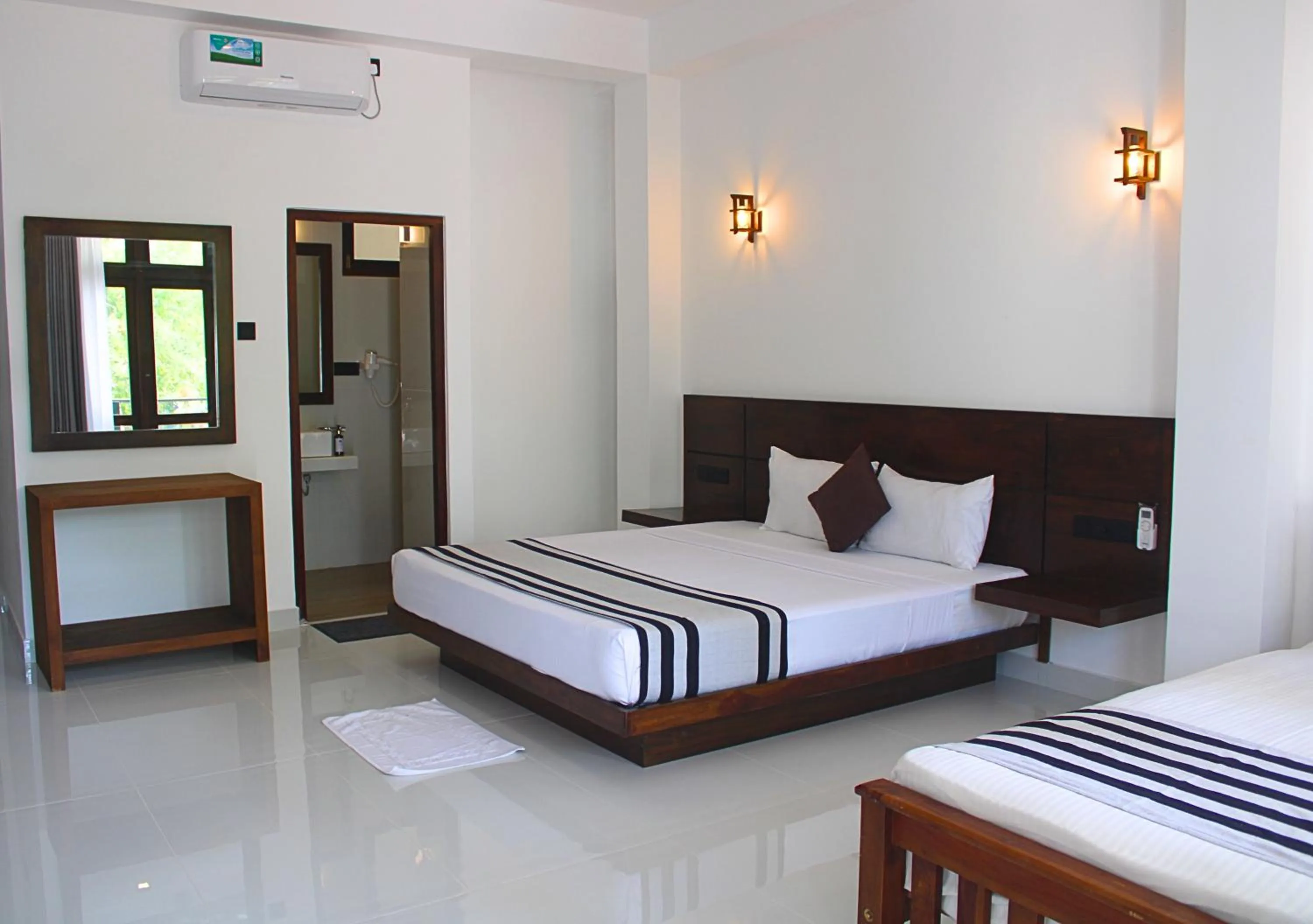 Bed in Hideaway Lodge