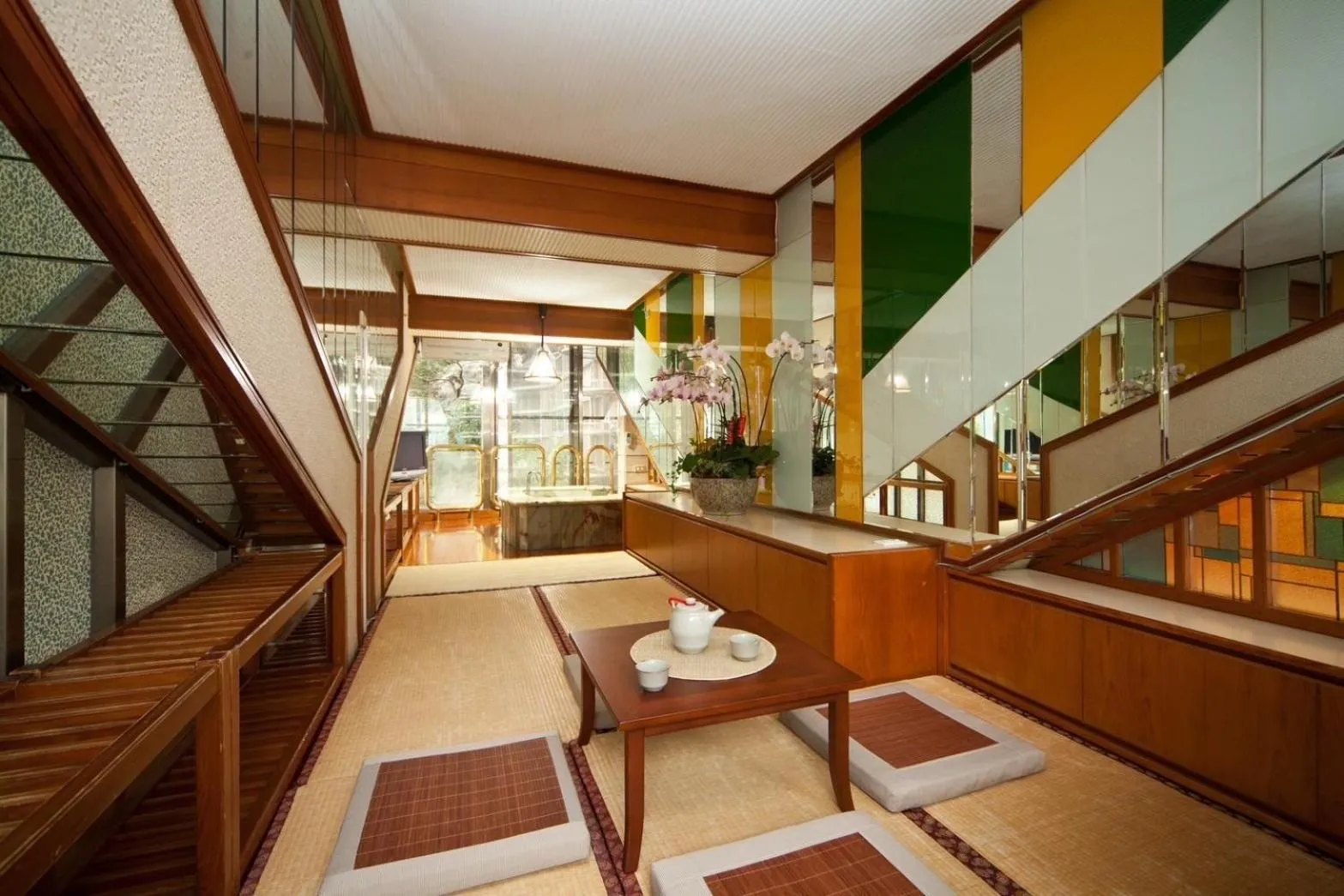 Utopia Holiday Hotel