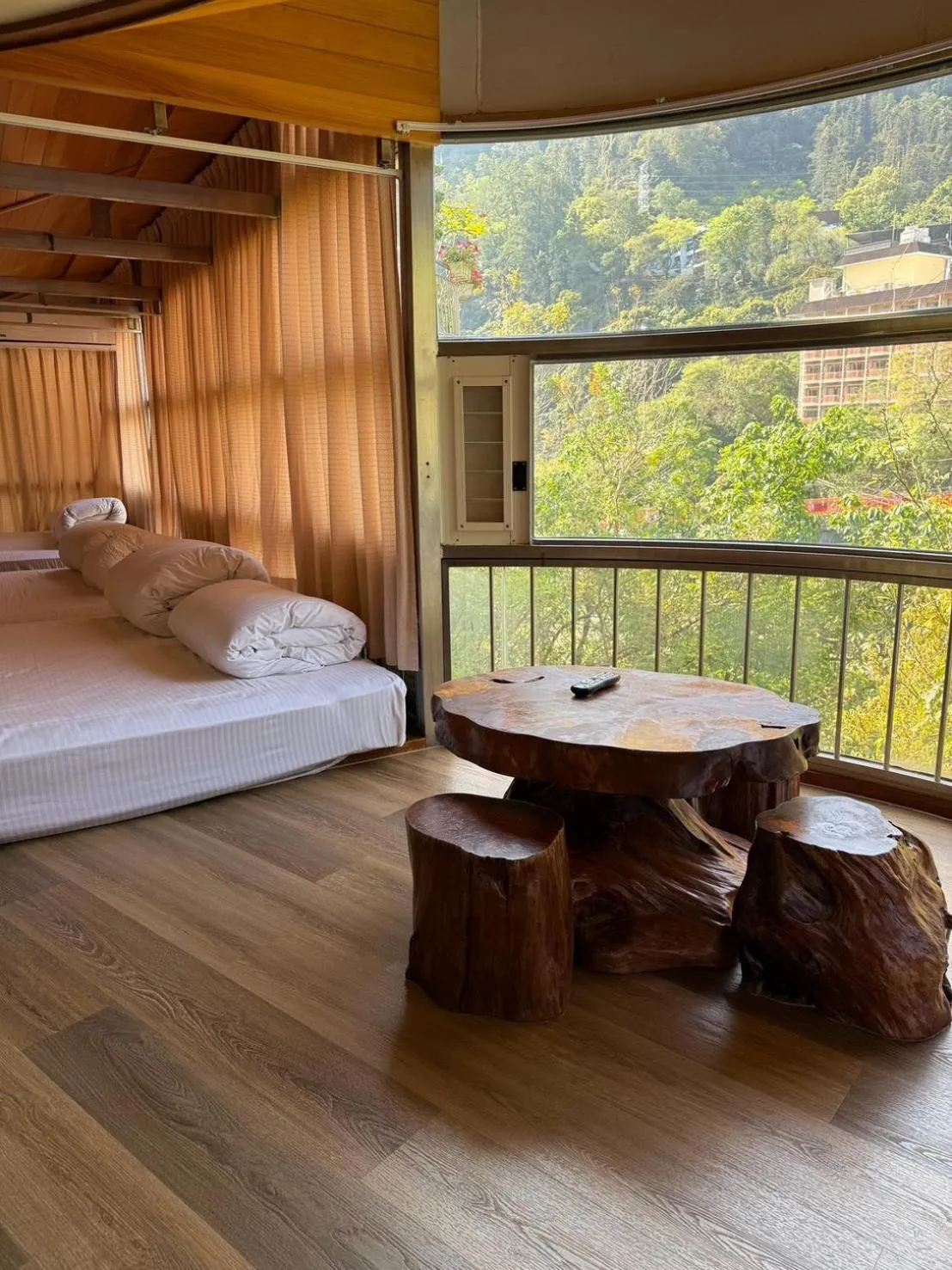 Utopia Holiday Hotel