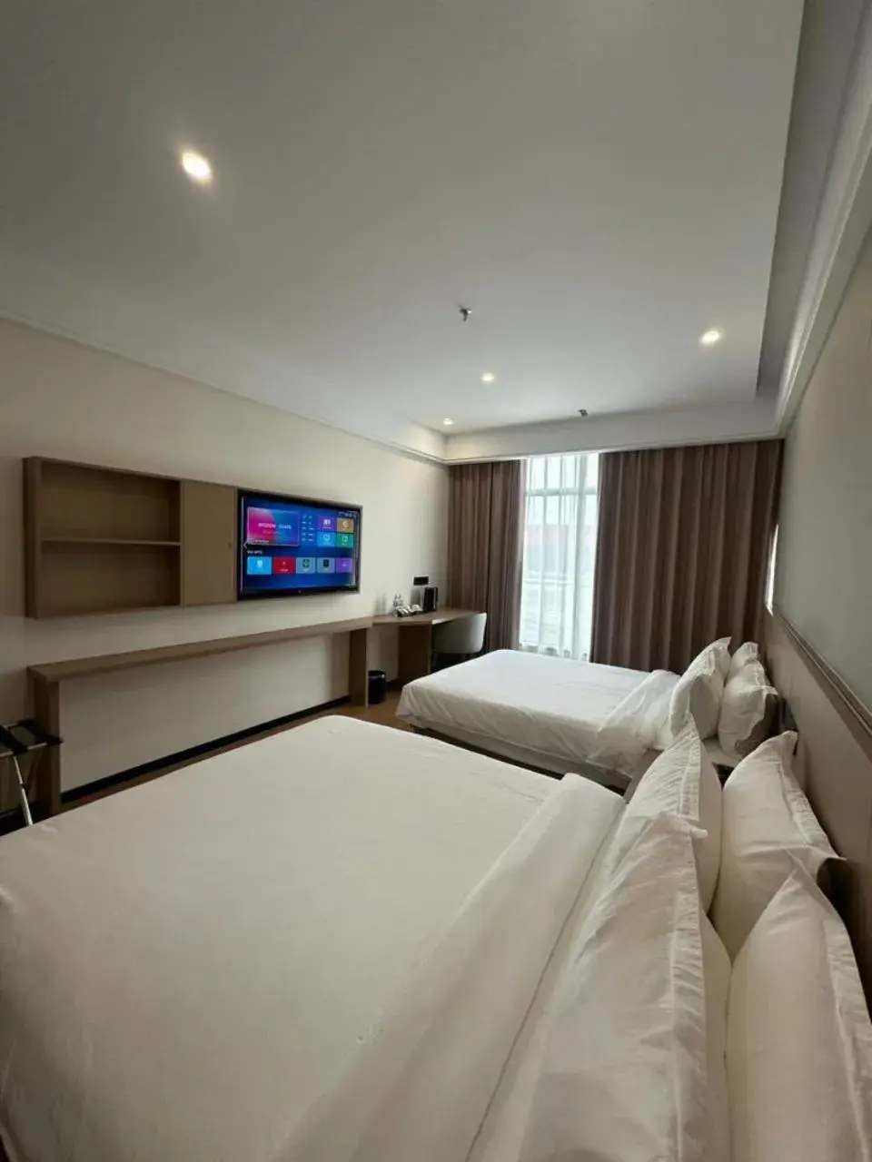 Deluxe Queen Room with Two Queen Beds in The MAJULAN Hotel Deluxe Queen Room with Two Queen Beds in The MAJULAN Hotel