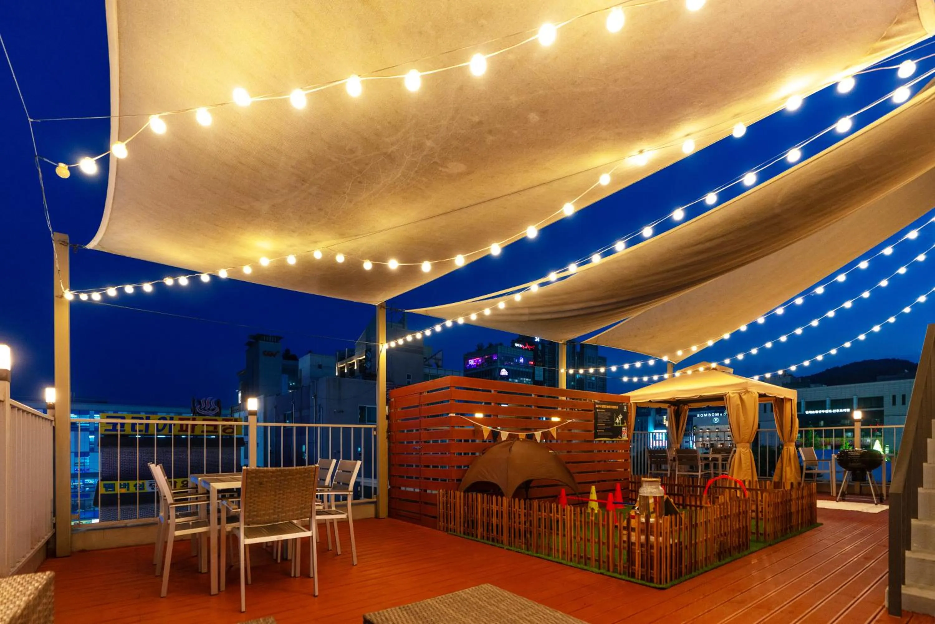 Night in Hotel Ippda Wonju