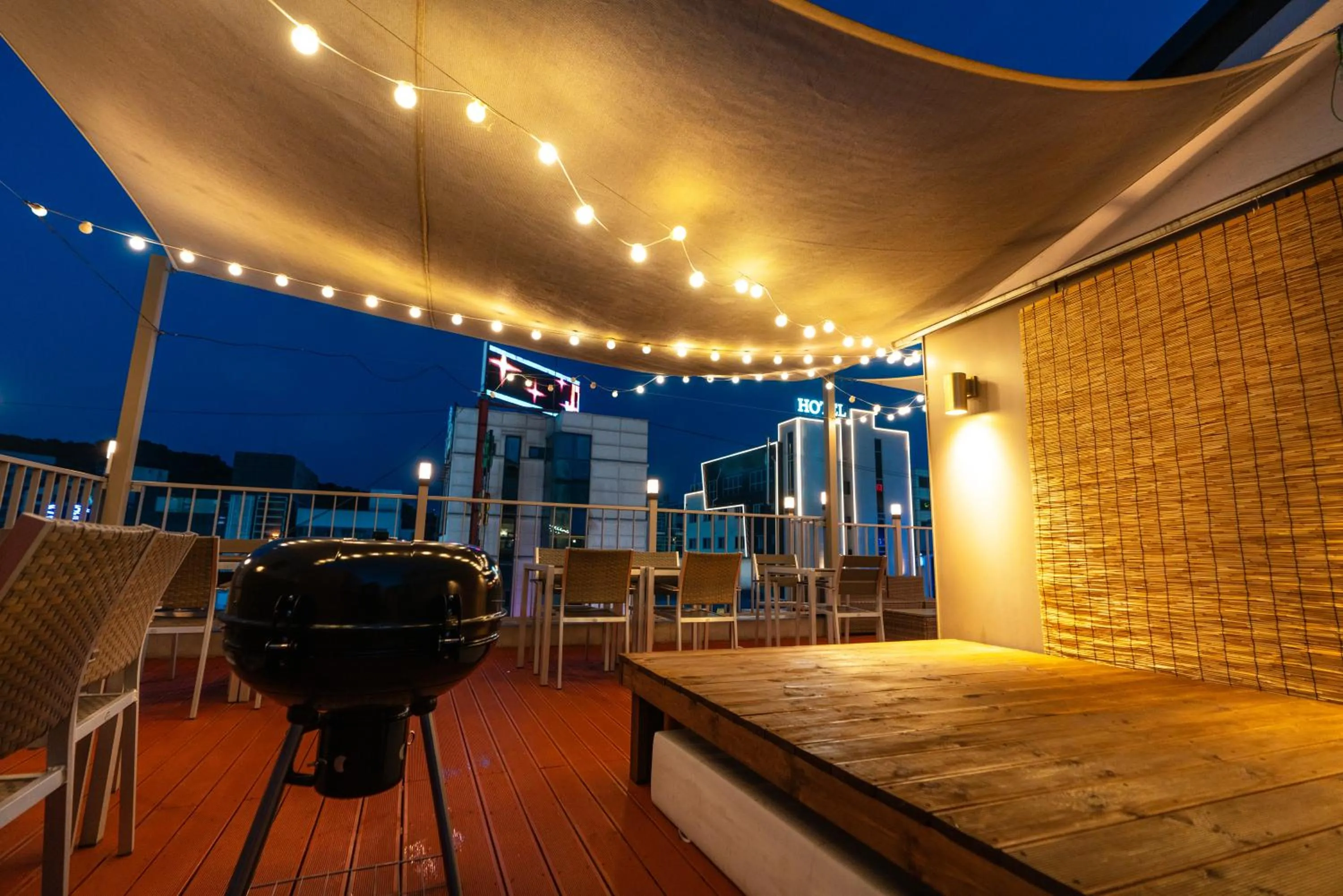 BBQ facilities in Hotel Ippda Wonju