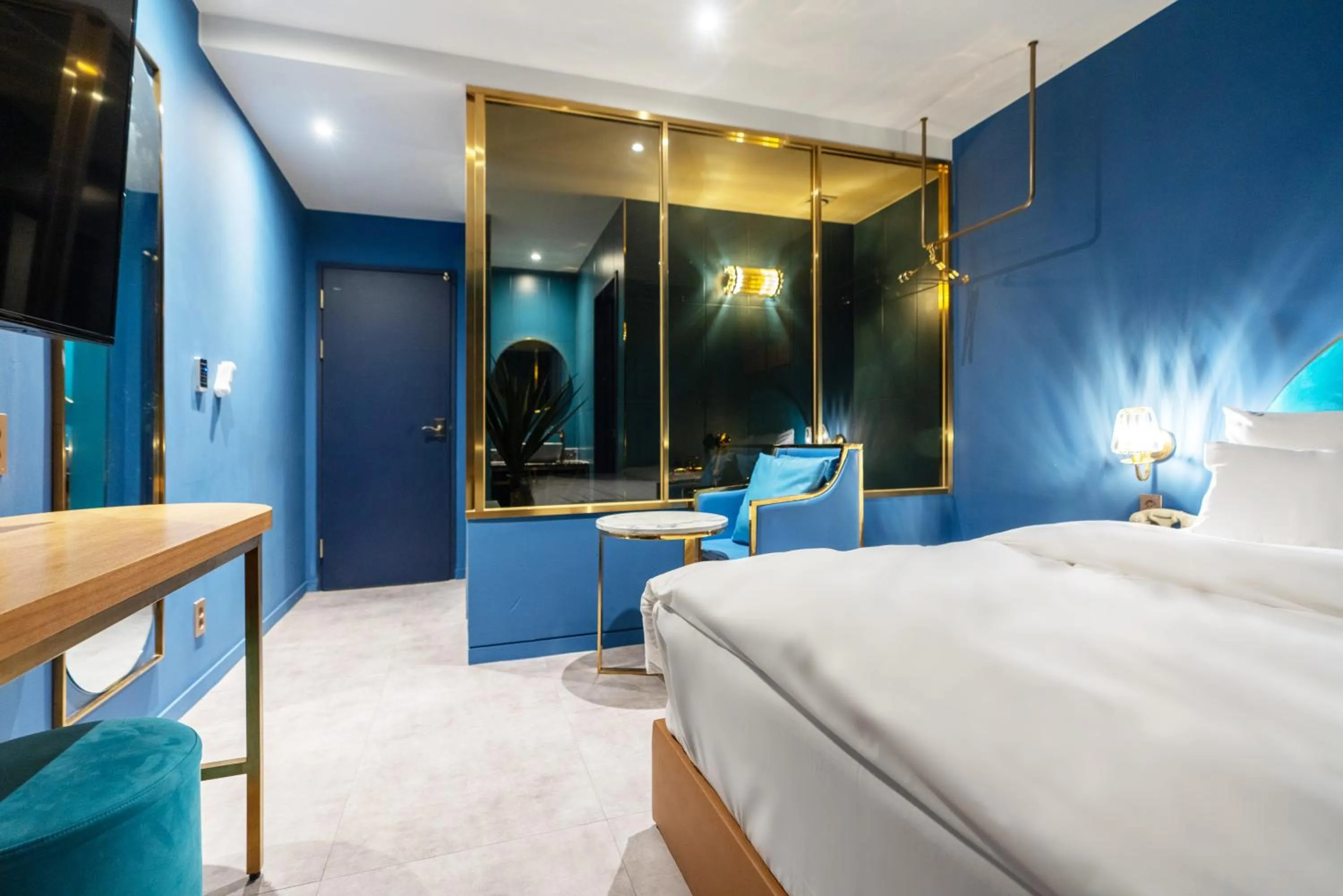 Photo of the whole room, Bed in Hotel Ippda Wonju