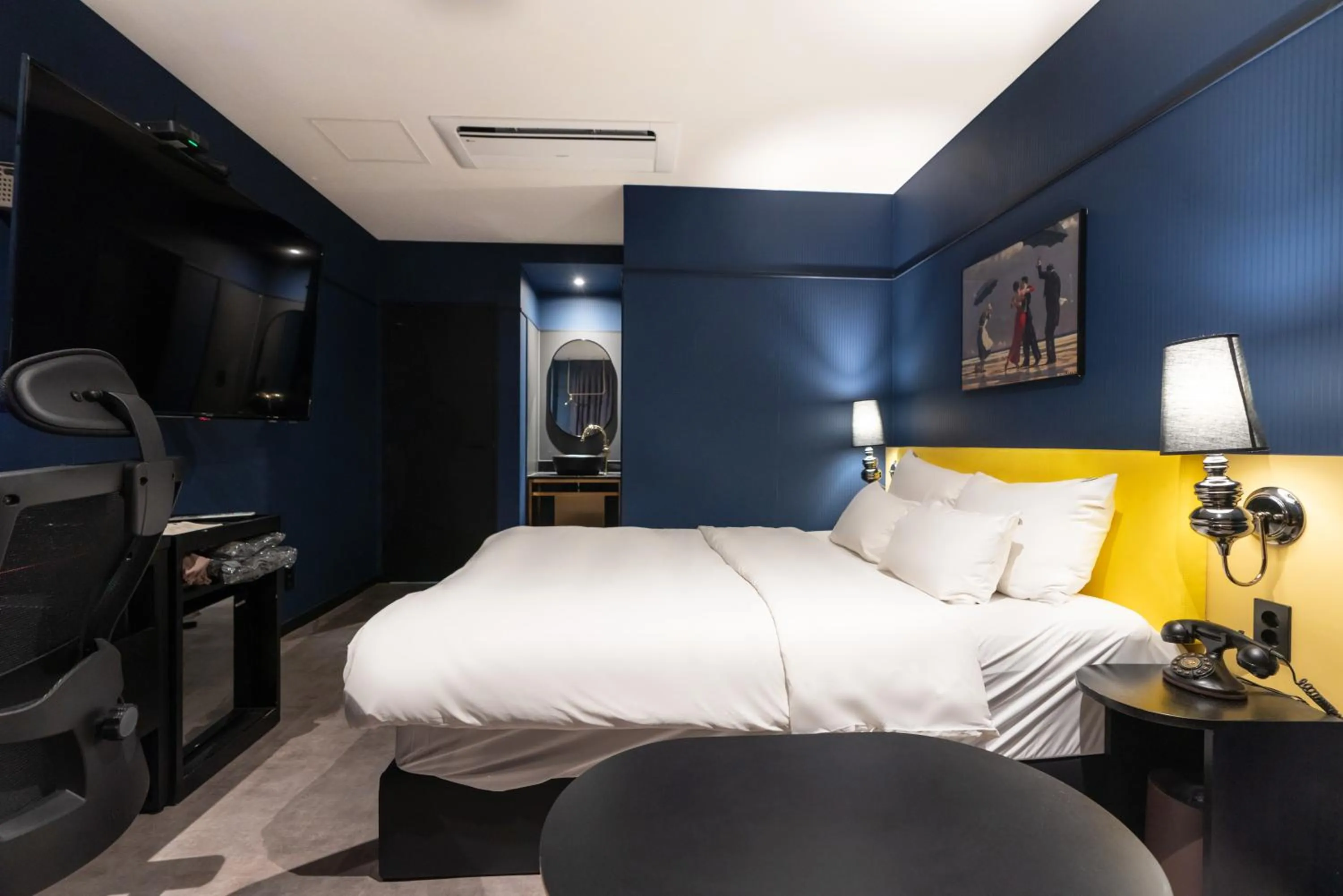 Photo of the whole room, Bed in Hotel Ippda Wonju