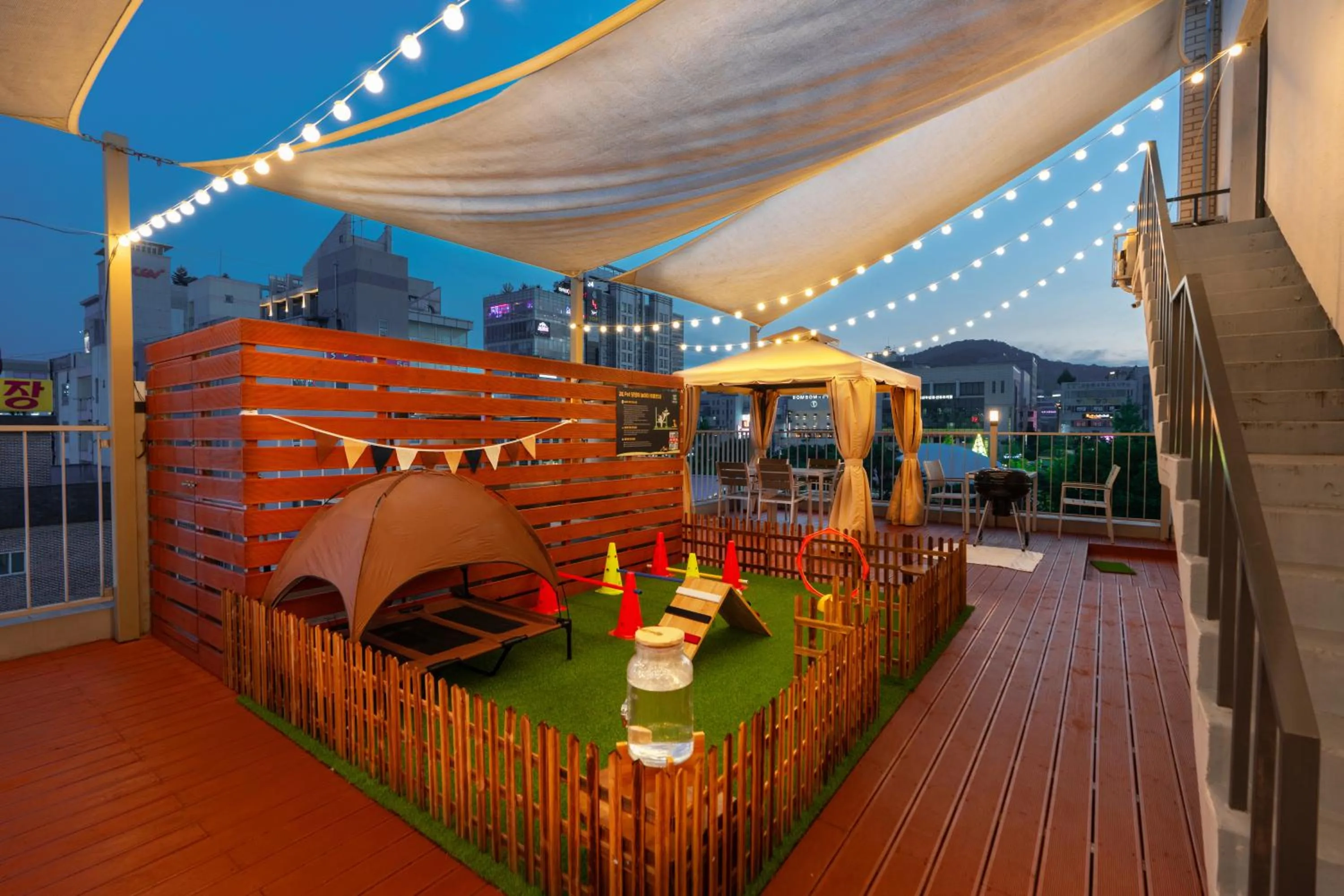 BBQ facilities in Hotel Ippda Wonju