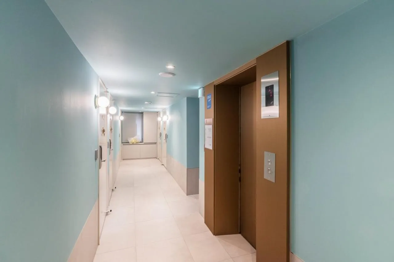 elevator in Hotel Ippda Wonju