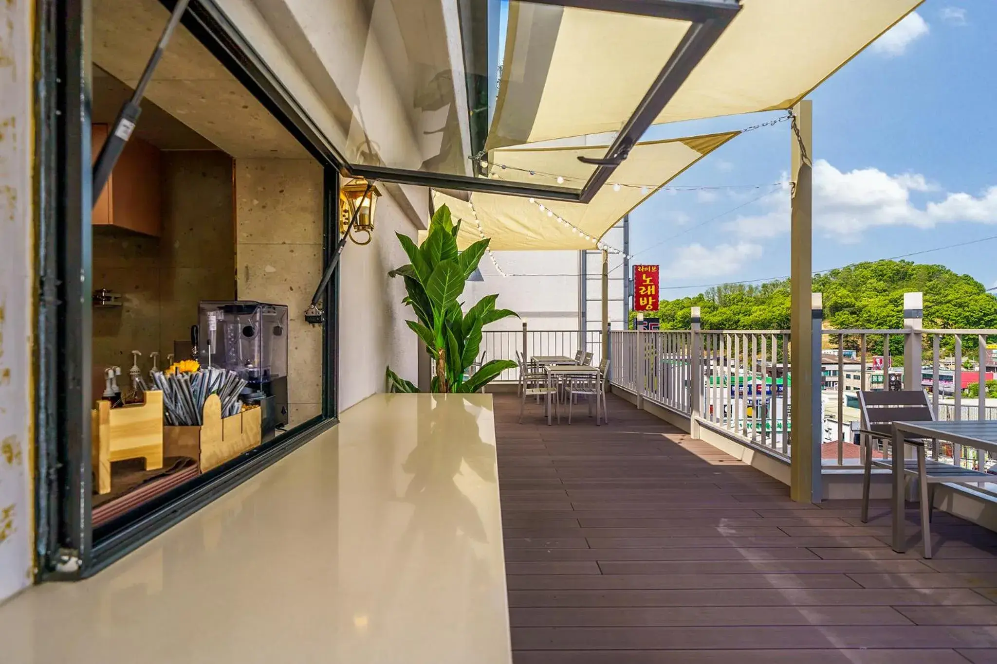 View (from property/room) in Hotel Ippda Wonju View (from property/room) in Hotel Ippda Wonju