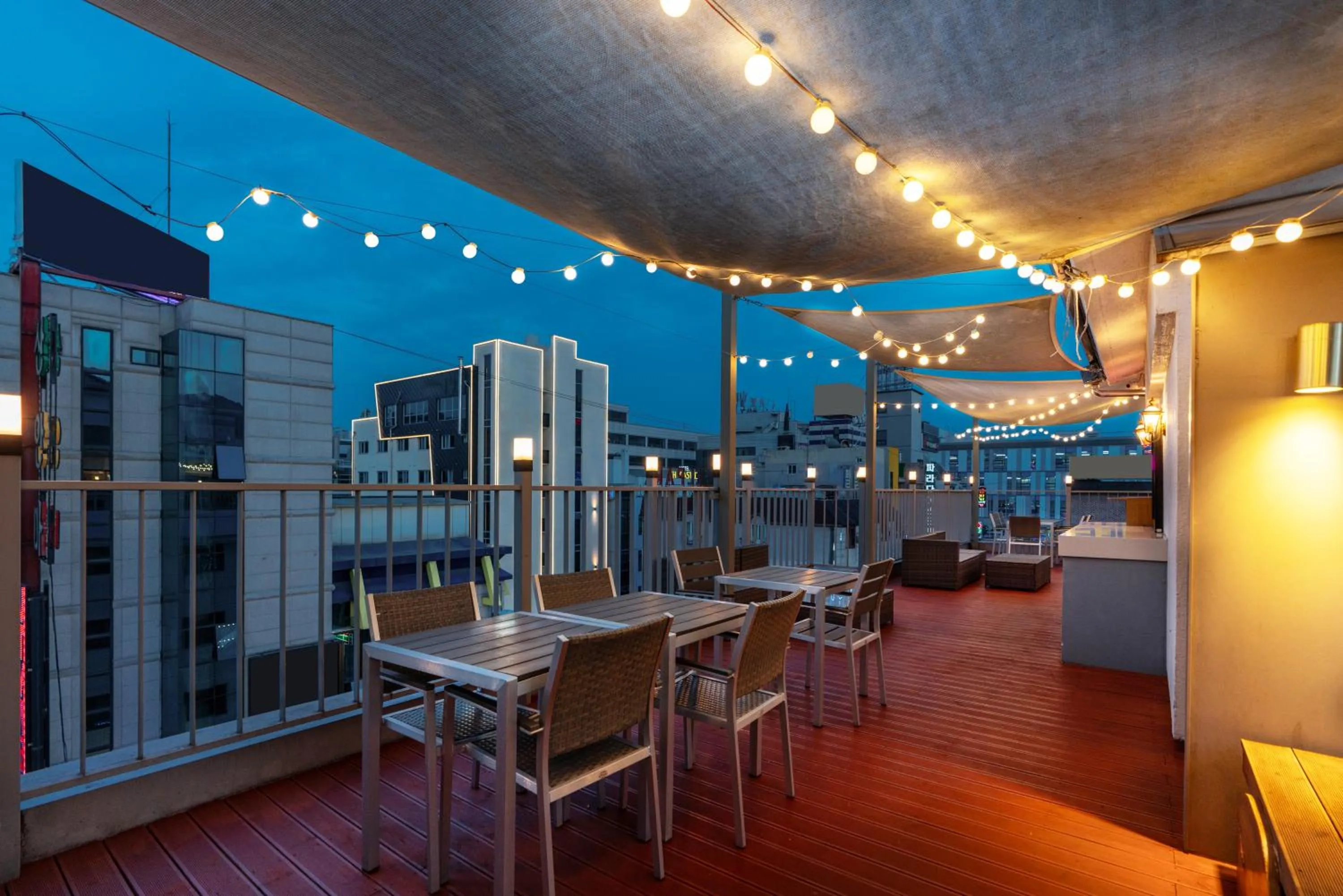 BBQ facilities in Hotel Ippda Wonju