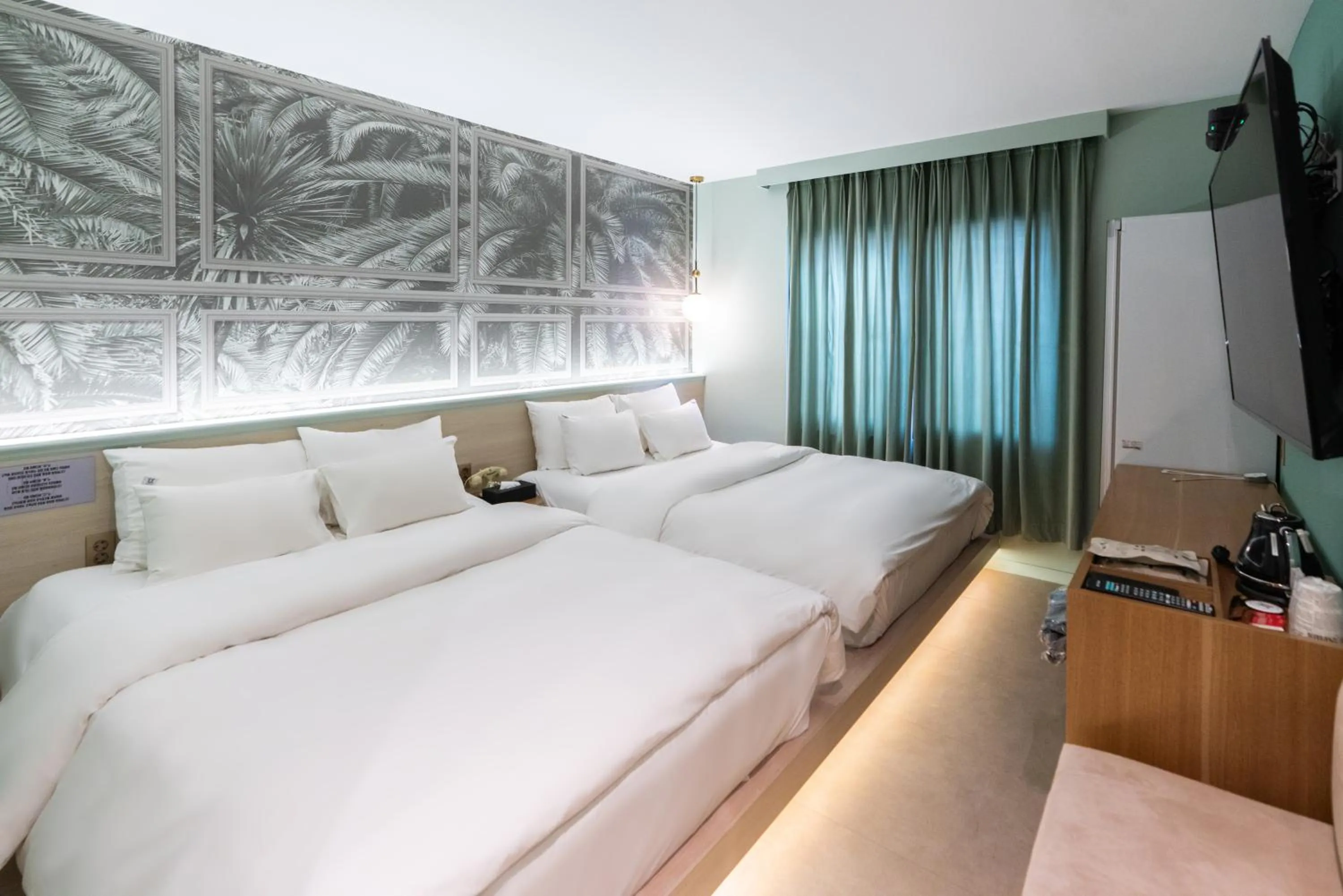 Photo of the whole room, Bed in Hotel Ippda Wonju