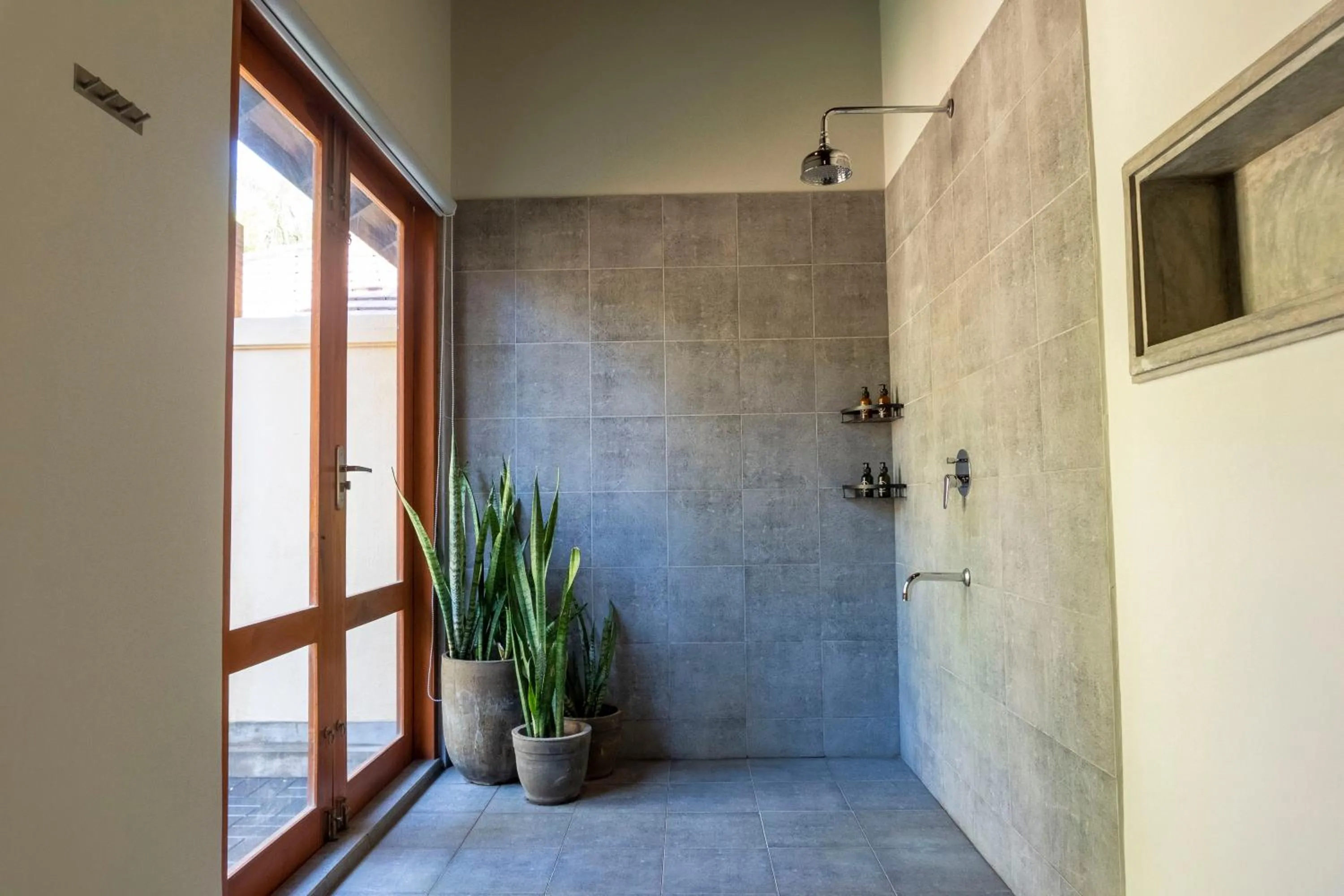 Shower in The Spice Trail