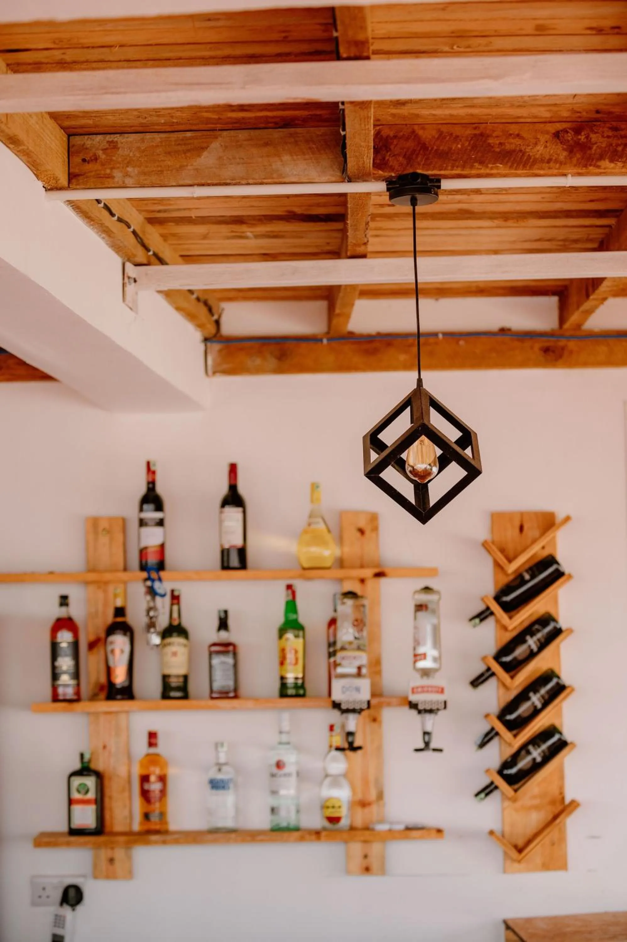 Lounge or bar in Andy's Inn