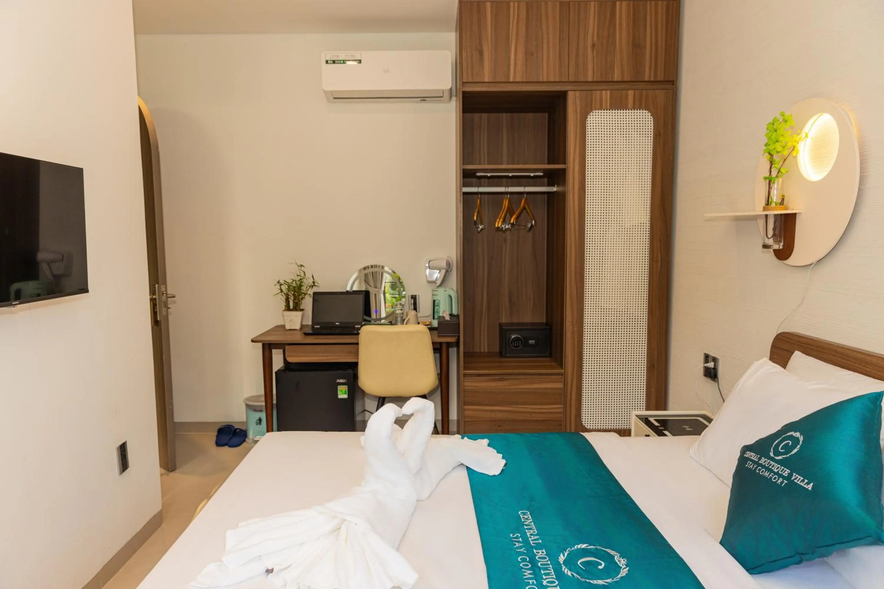 Bedroom, Bed in Central Boutique Villa , in old Town