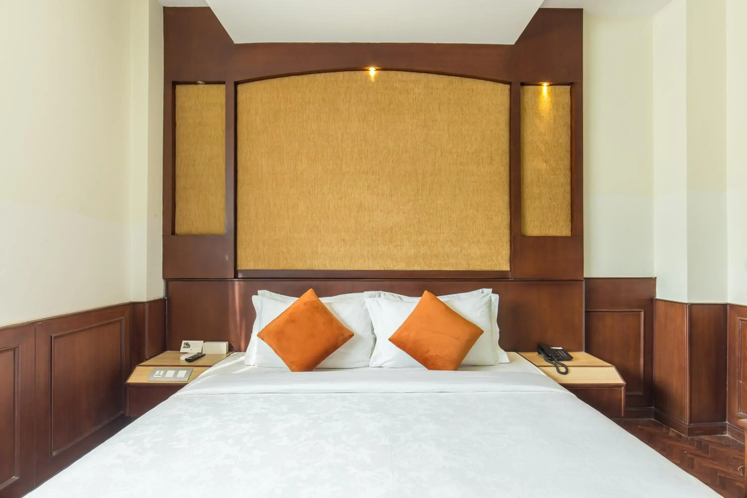 Bed in Dahlia Boutique Hotel Bed in Dahlia Boutique Hotel