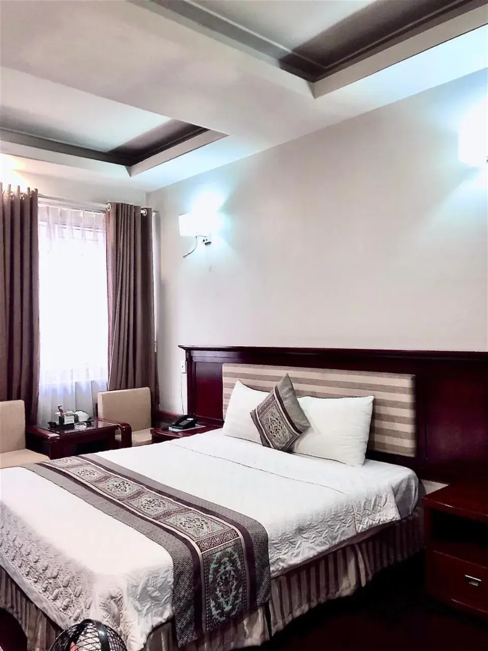 Standard Double Room in Holiday Hotel Standard Double Room in Holiday Hotel