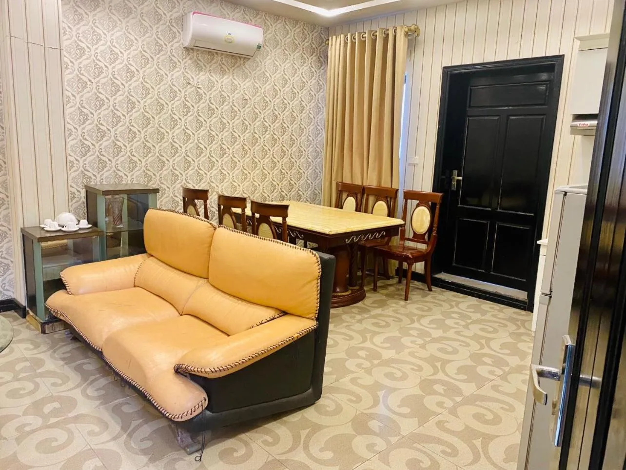 Bedroom in Holiday Hotel