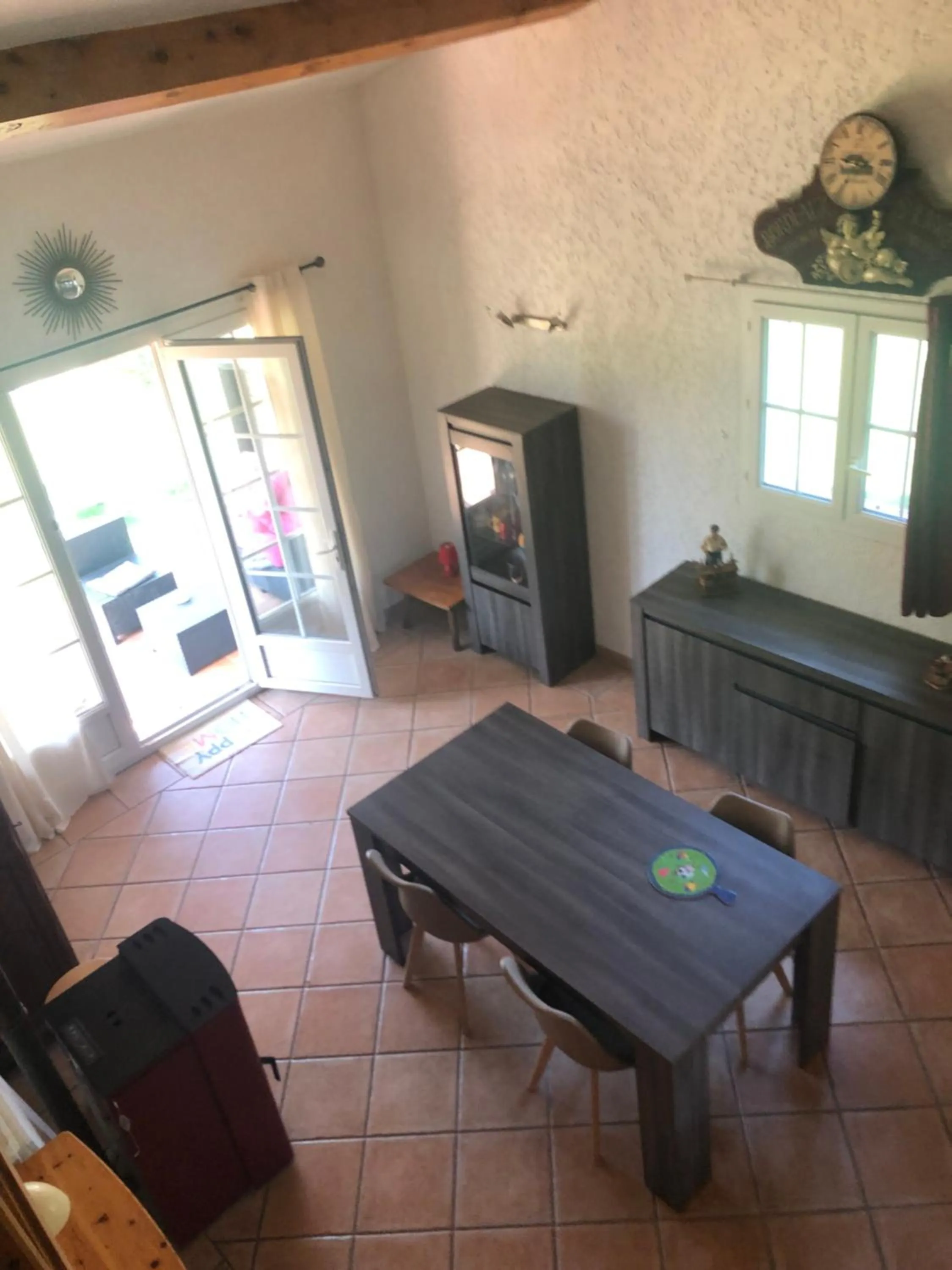 Photo of the whole room in La Vignarelle