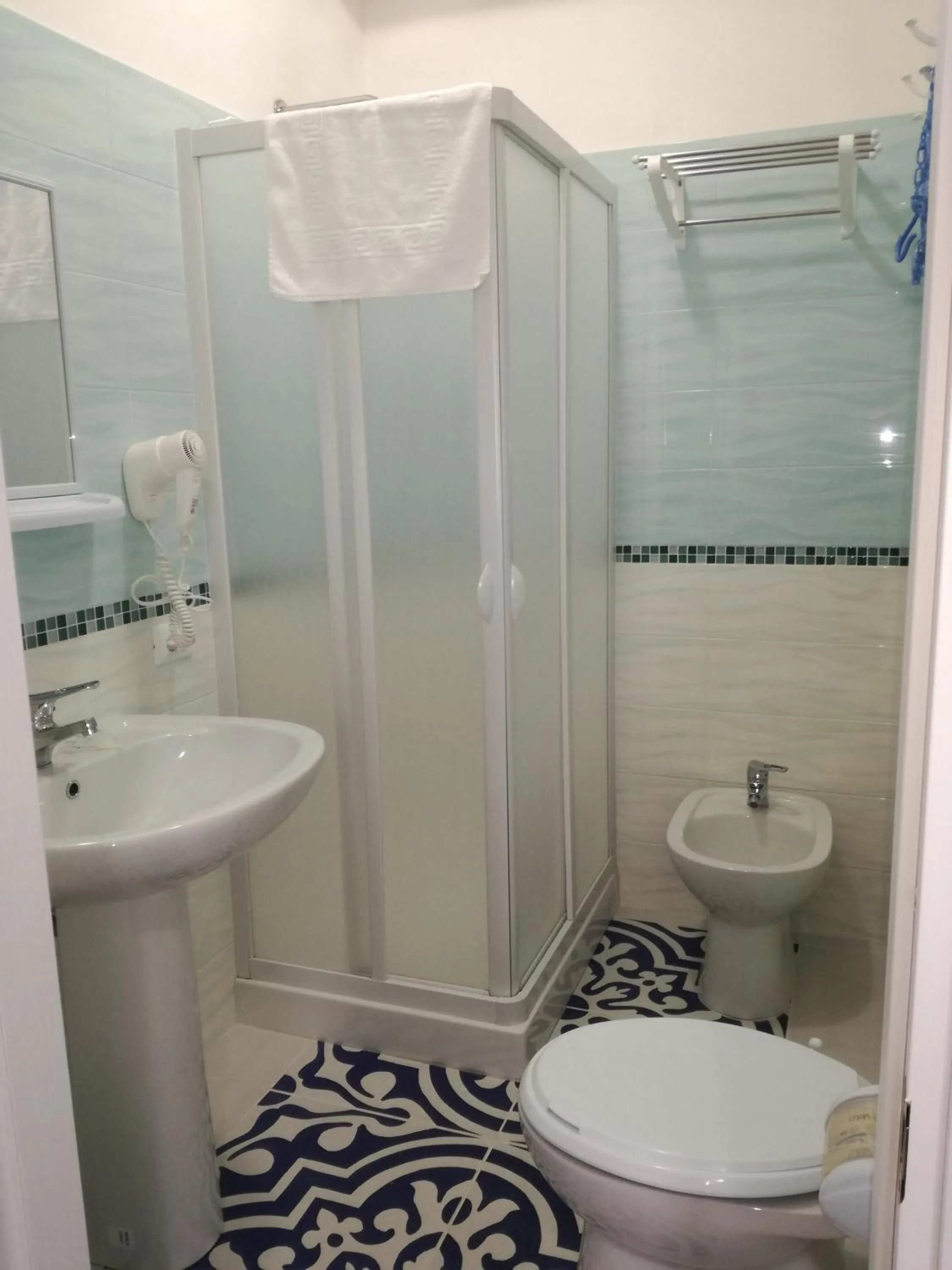 Deluxe Double Room with Sea View in Benvenuti al Sud B&B