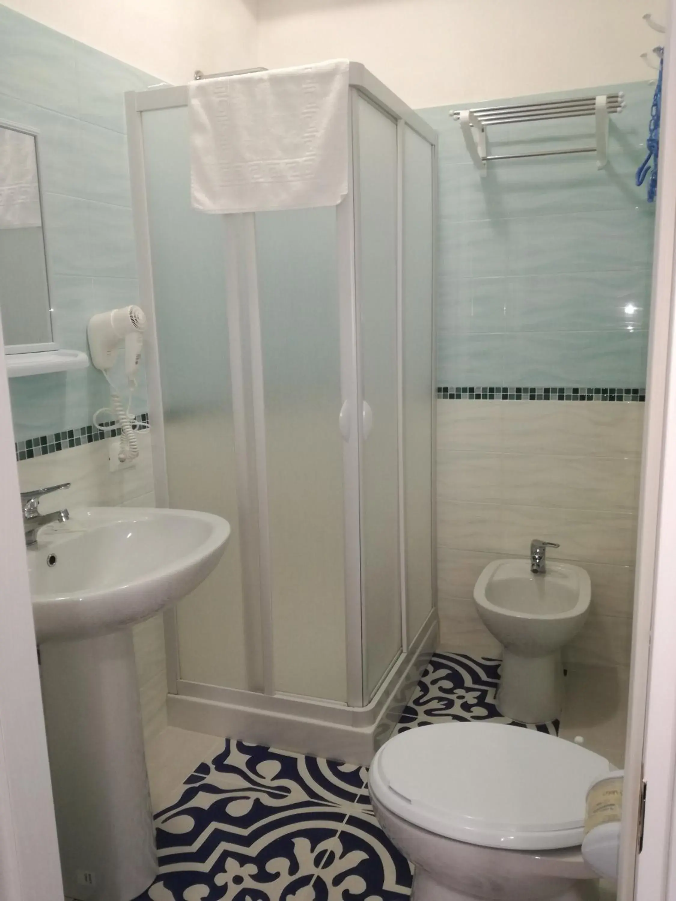 Deluxe Double Room with Sea View in Benvenuti al Sud B&B Deluxe Double Room with Sea View in Benvenuti al Sud B&B