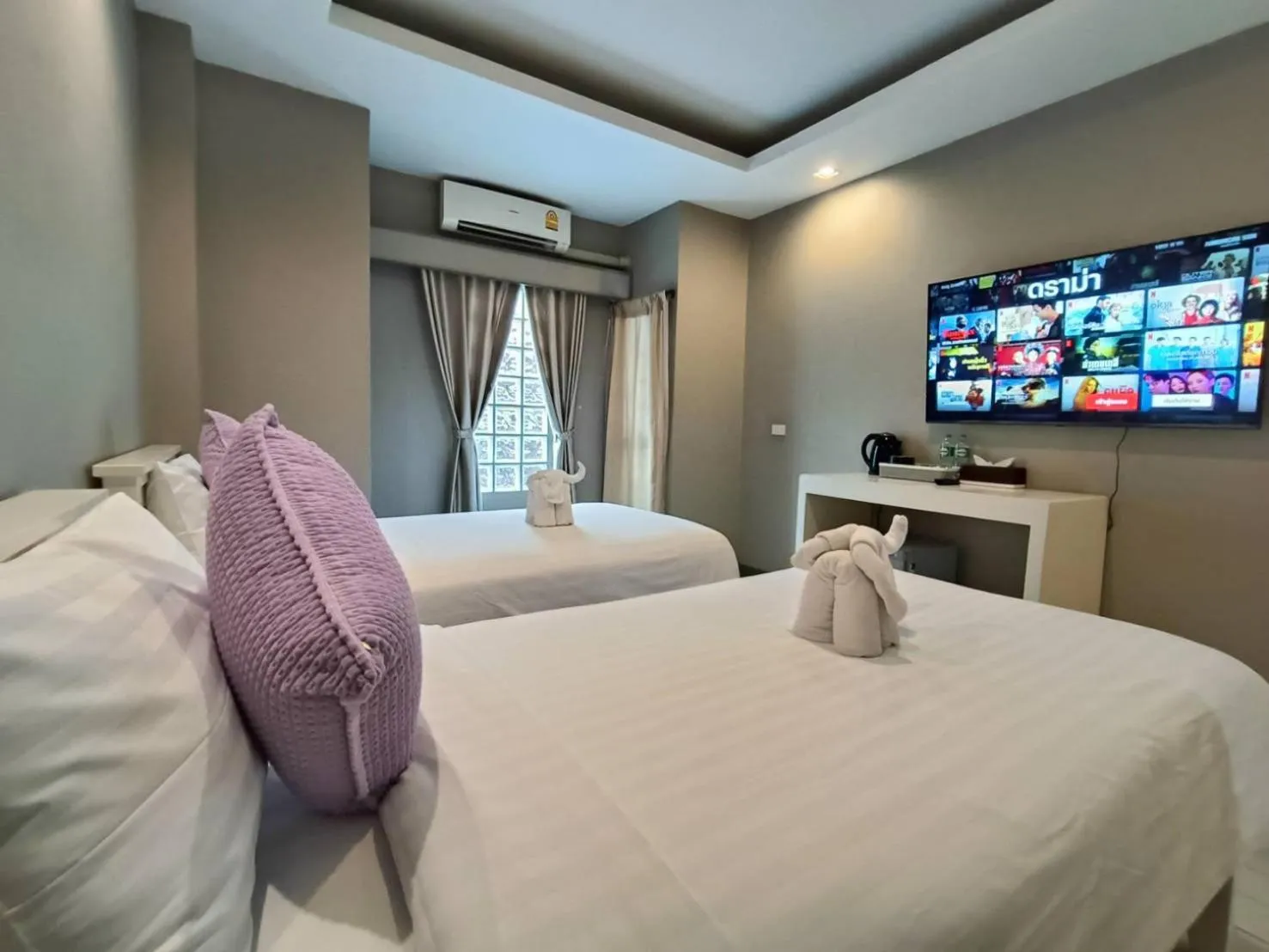 Bed in The Guest Chang Moi Boutique Hotel