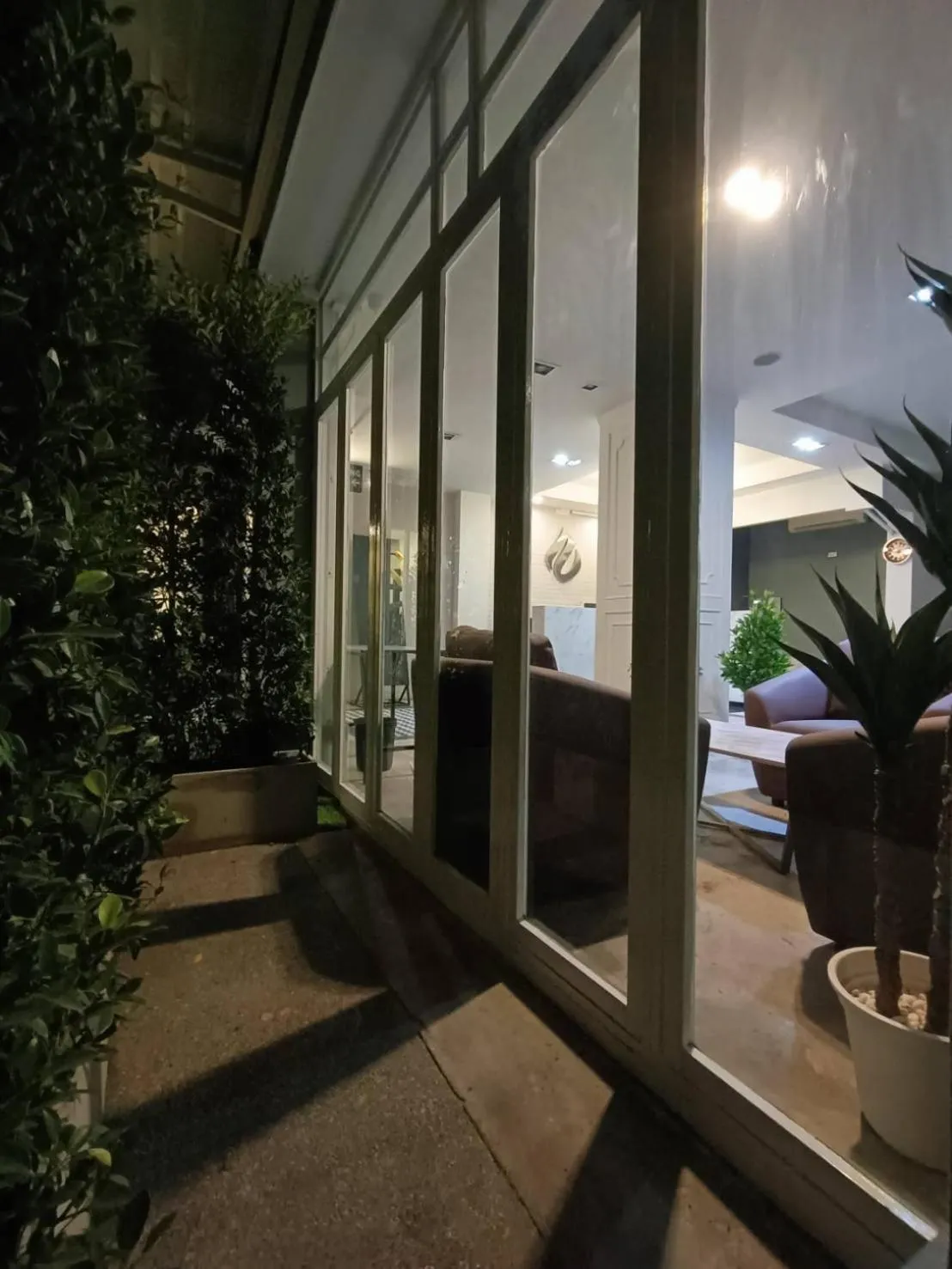 Night in The Guest Chang Moi Boutique Hotel